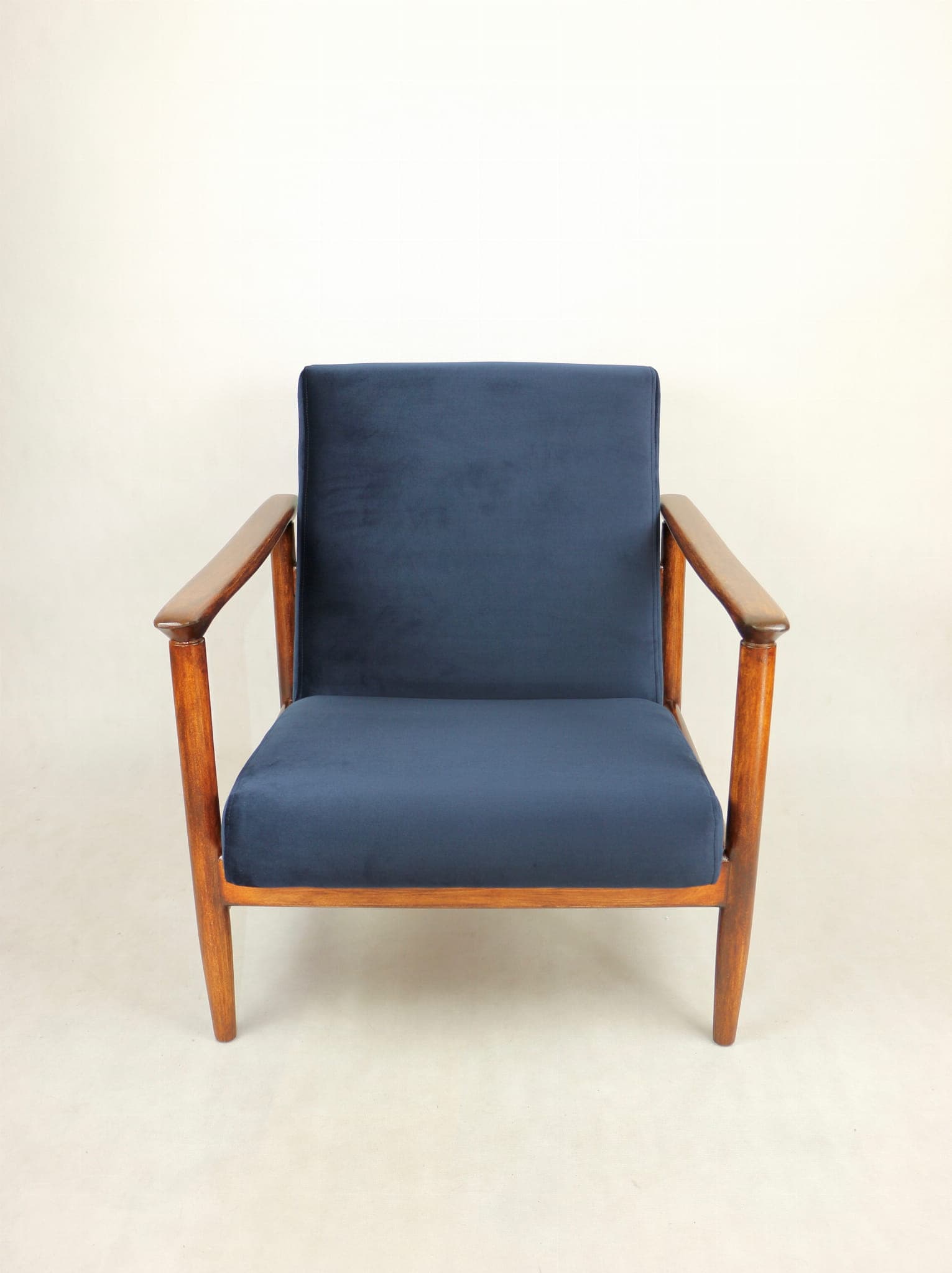 Armchair GFM-142, navy blue velvet, brown wood, by E. Homa, Poland, 1970s. - 107886