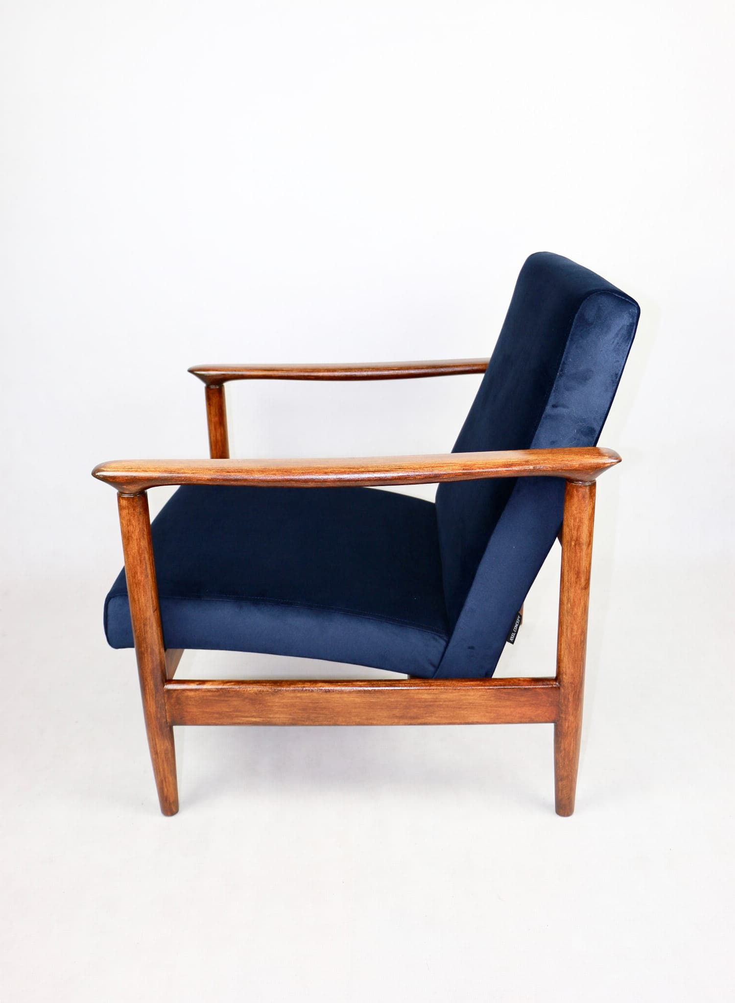 Armchair GFM-142, navy blue velvet, brown wood, by E. Homa, Poland, 1970s. - 107893