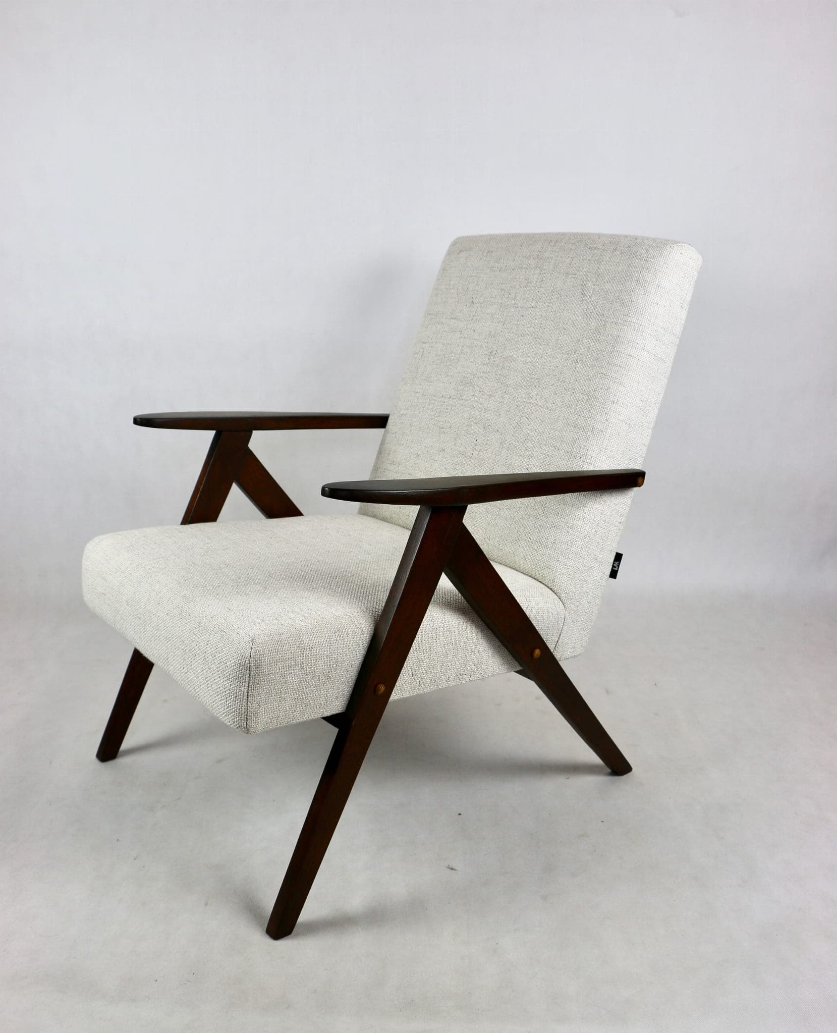 Armchair VAR B-310, ivory bouclé, wood, Poland, 1970s. - 107795
