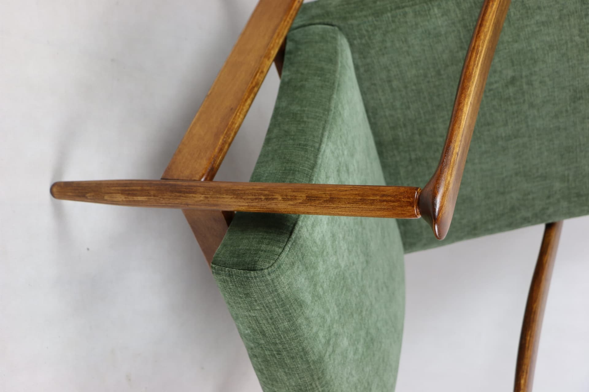 Armchair GFM-142, olive upholstery, brown wood, by E. Homa, Poland, 1970s. - 107730