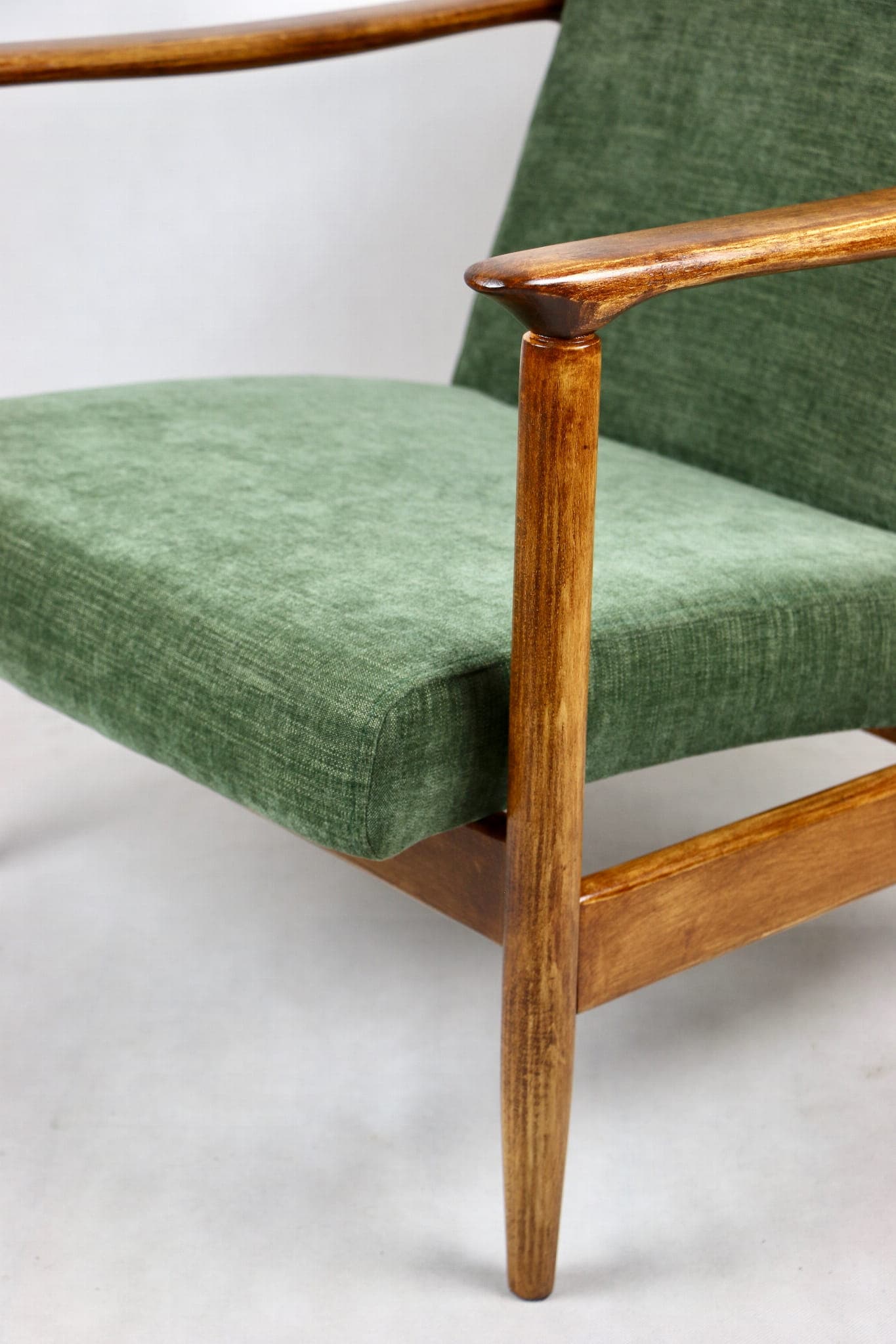 Armchair GFM-142, olive upholstery, brown wood, by E. Homa, Poland, 1970s. - 107738