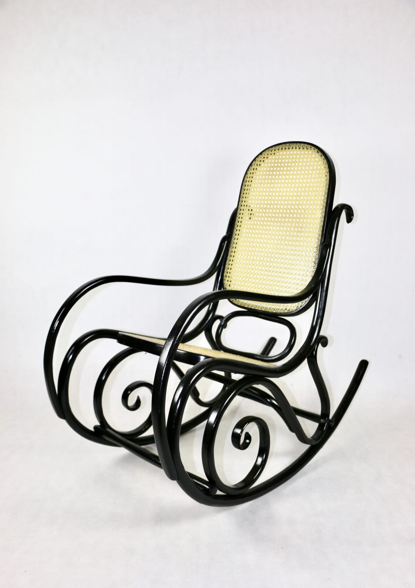 Rocking chair Thonet, black, bentwood cane, 1970s. - 107555