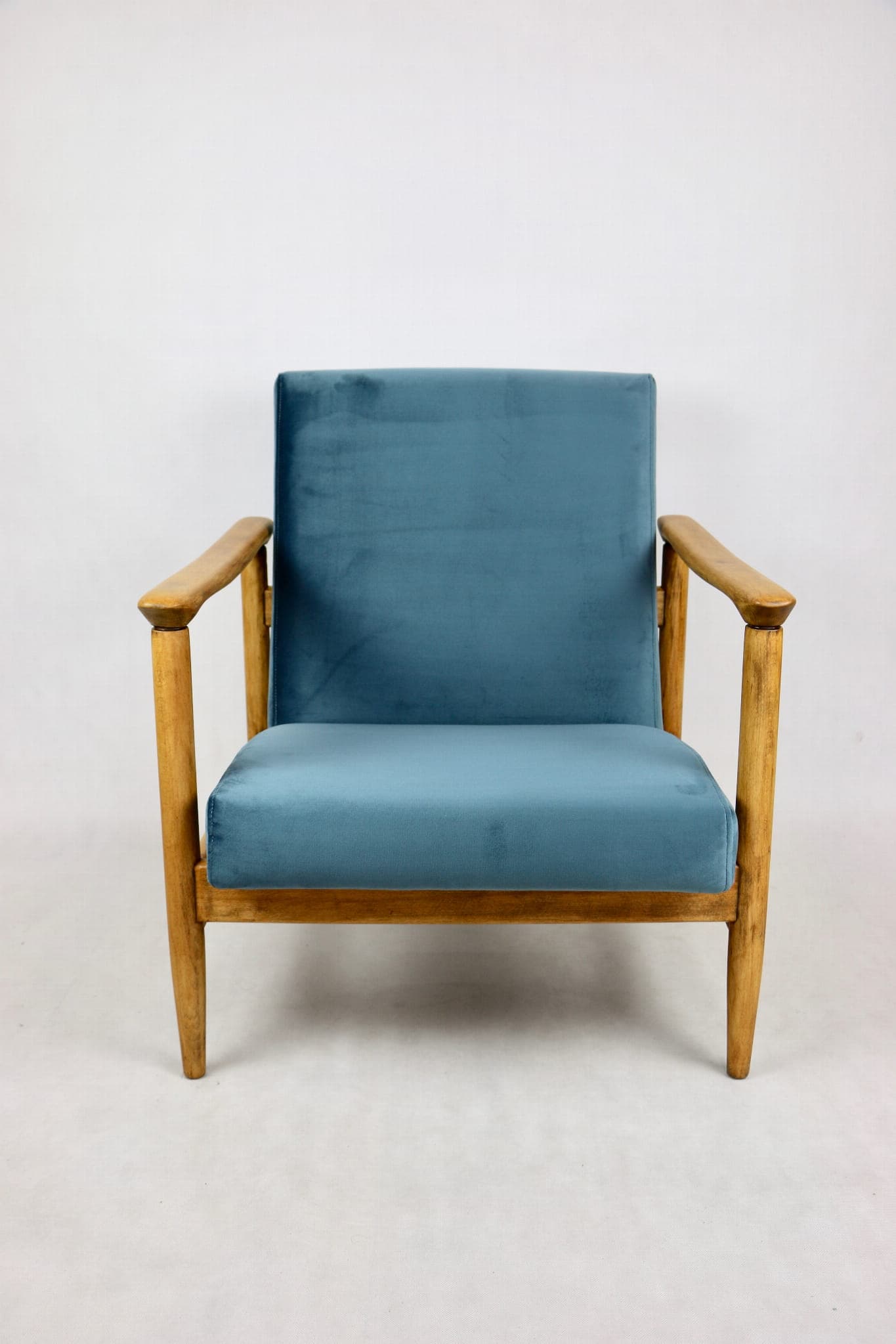 Armchair GFM-142, turquoise velvet, natural wood, by E. Homa, Poland, 1970s. - 107448