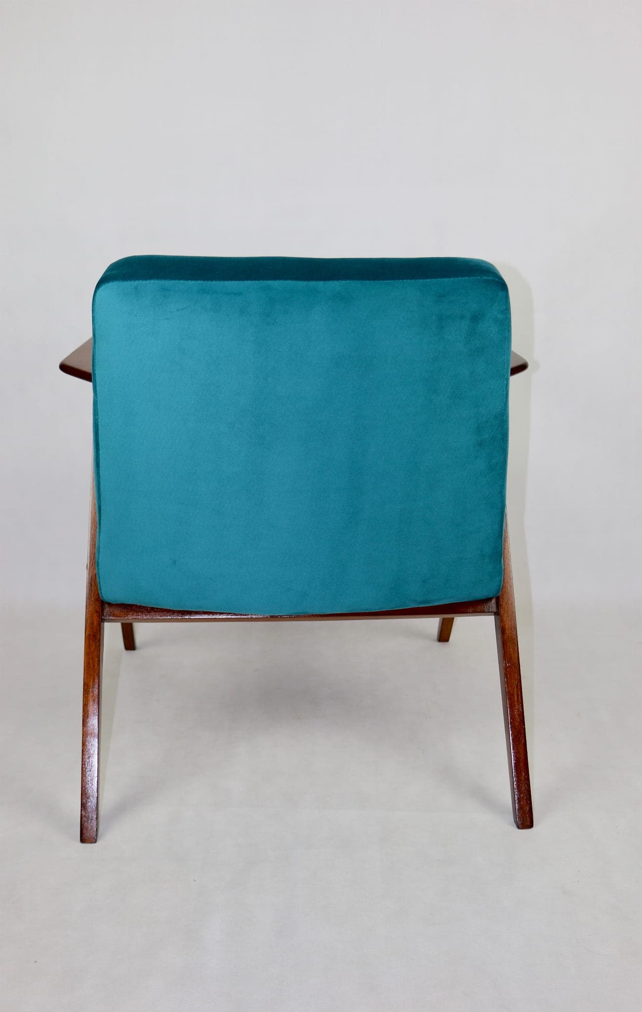 Fotel Bunny, velvet turkusowy, proj. J. Chierowski, Polska, lata 70. - 107398