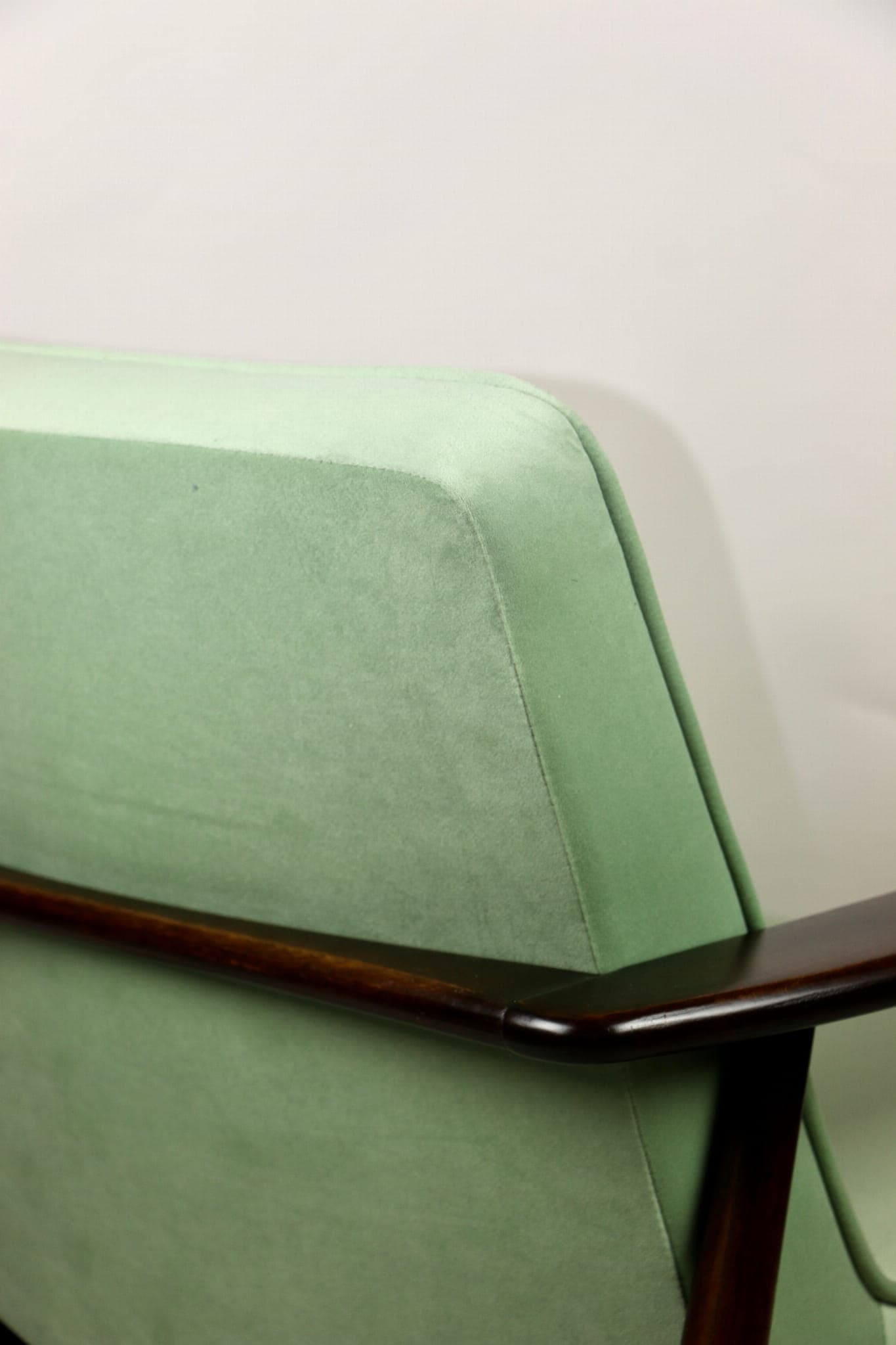 Armchair GFM-63, green velvet, by J. Kędziorek, Poland, 1970s. - 107115