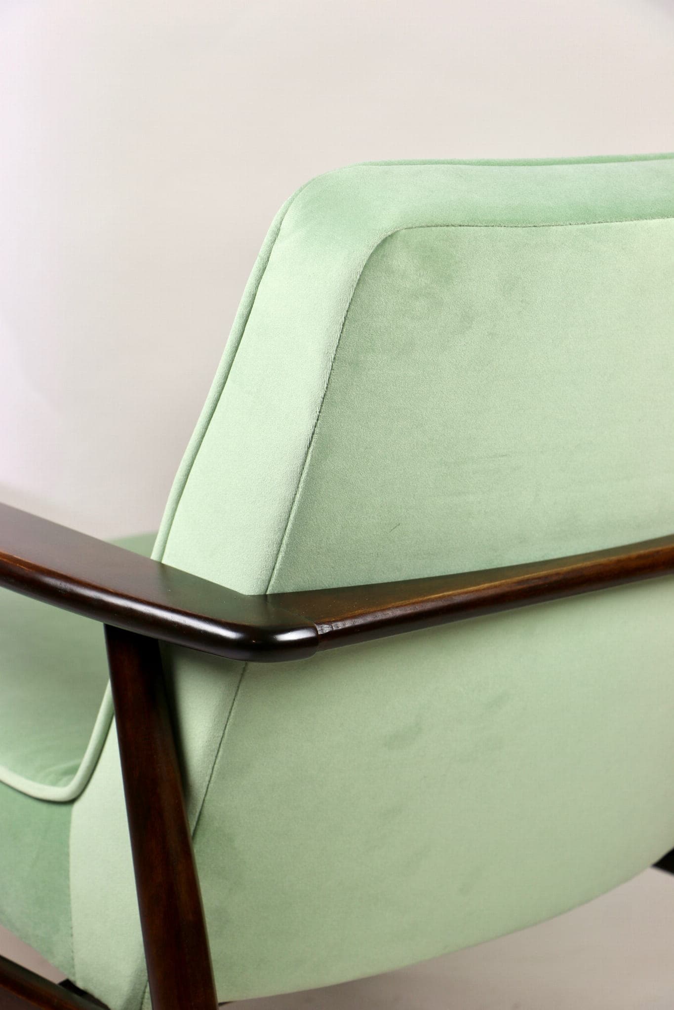 Armchair GFM-63, green velvet, by J. Kędziorek, Poland, 1970s. - 107118