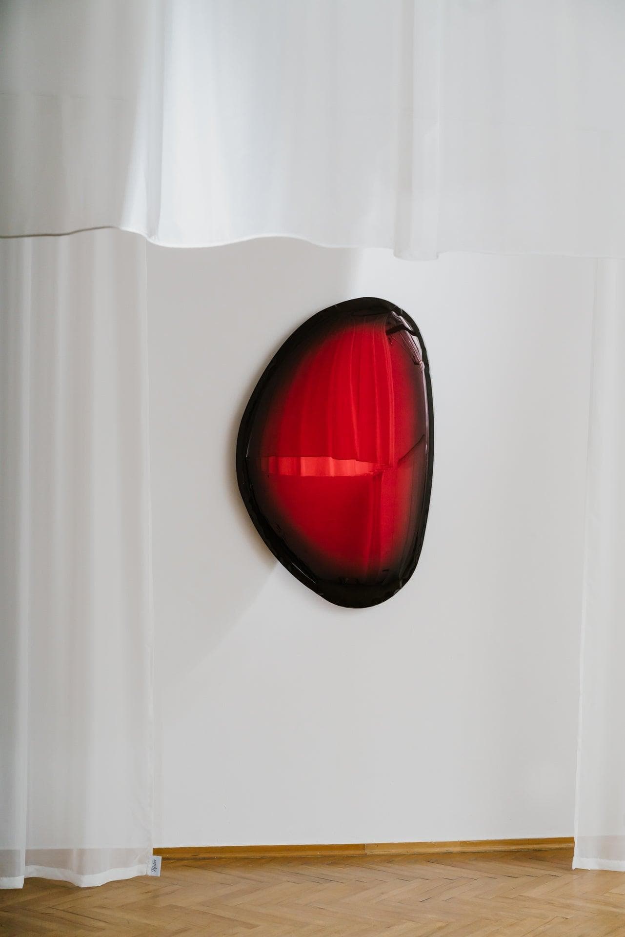 Lustro ścienne TAFLA O czerwone O2, Zieta Studio - 121187