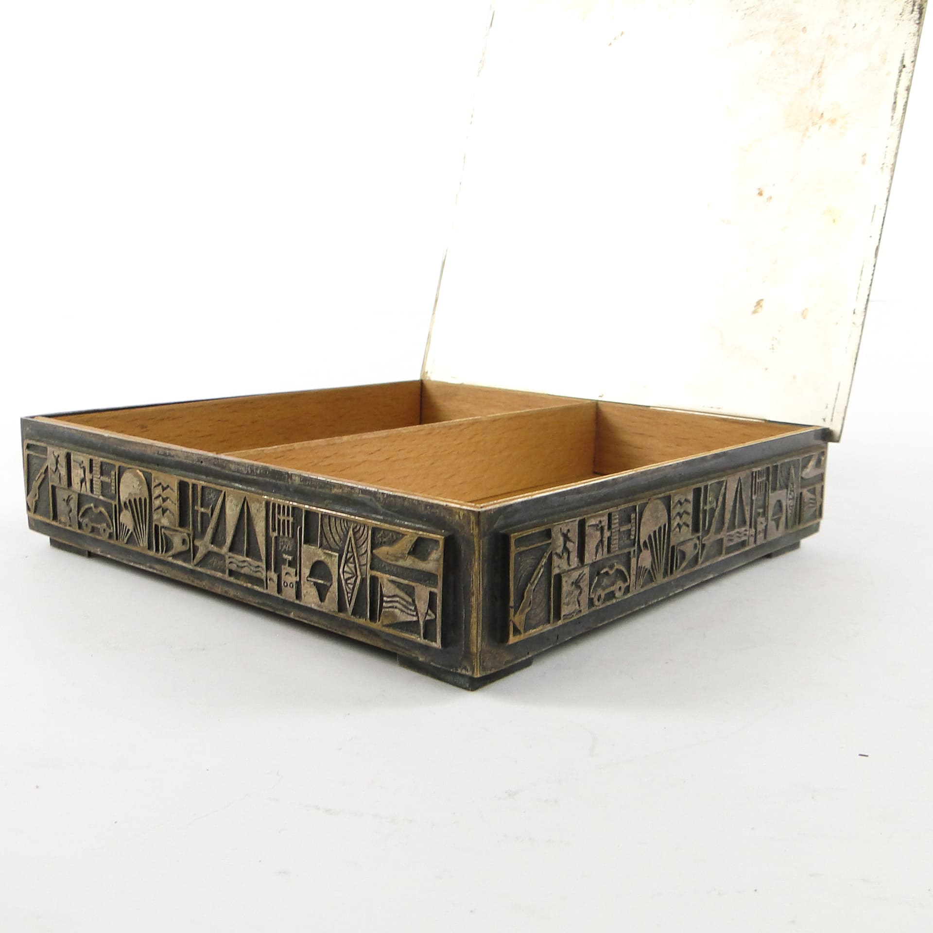 Postmodernist cigar and cigarette humidor, silver-plated brass, USSR, 1960s. - 108810