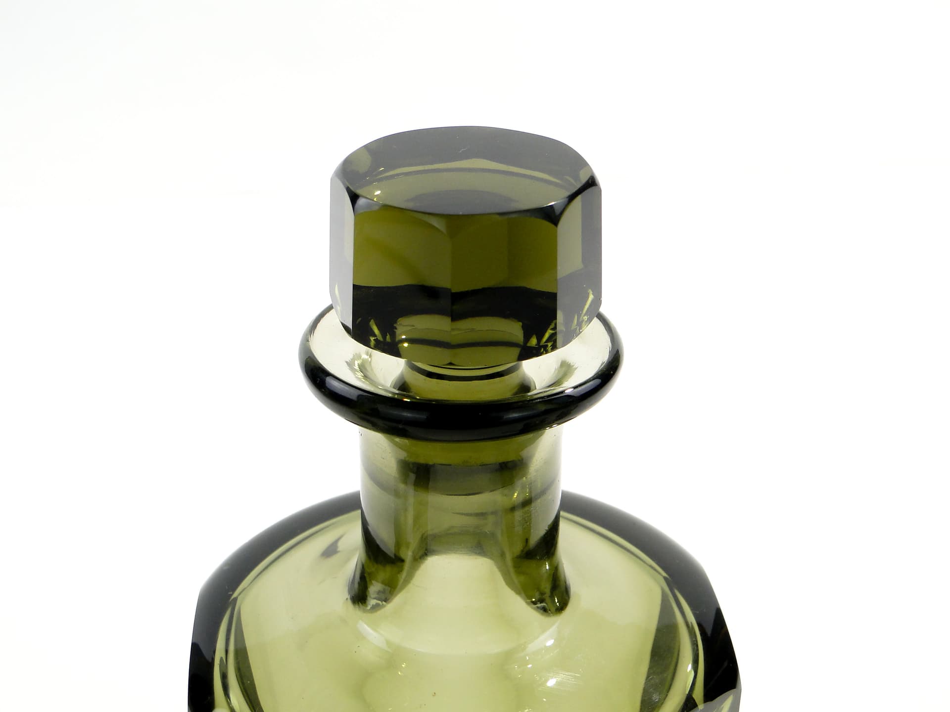 Liqueur set Art Deco, olive, crystal, Ludwik Moser & Sohne, Czech Republic, 1930s. - 7720