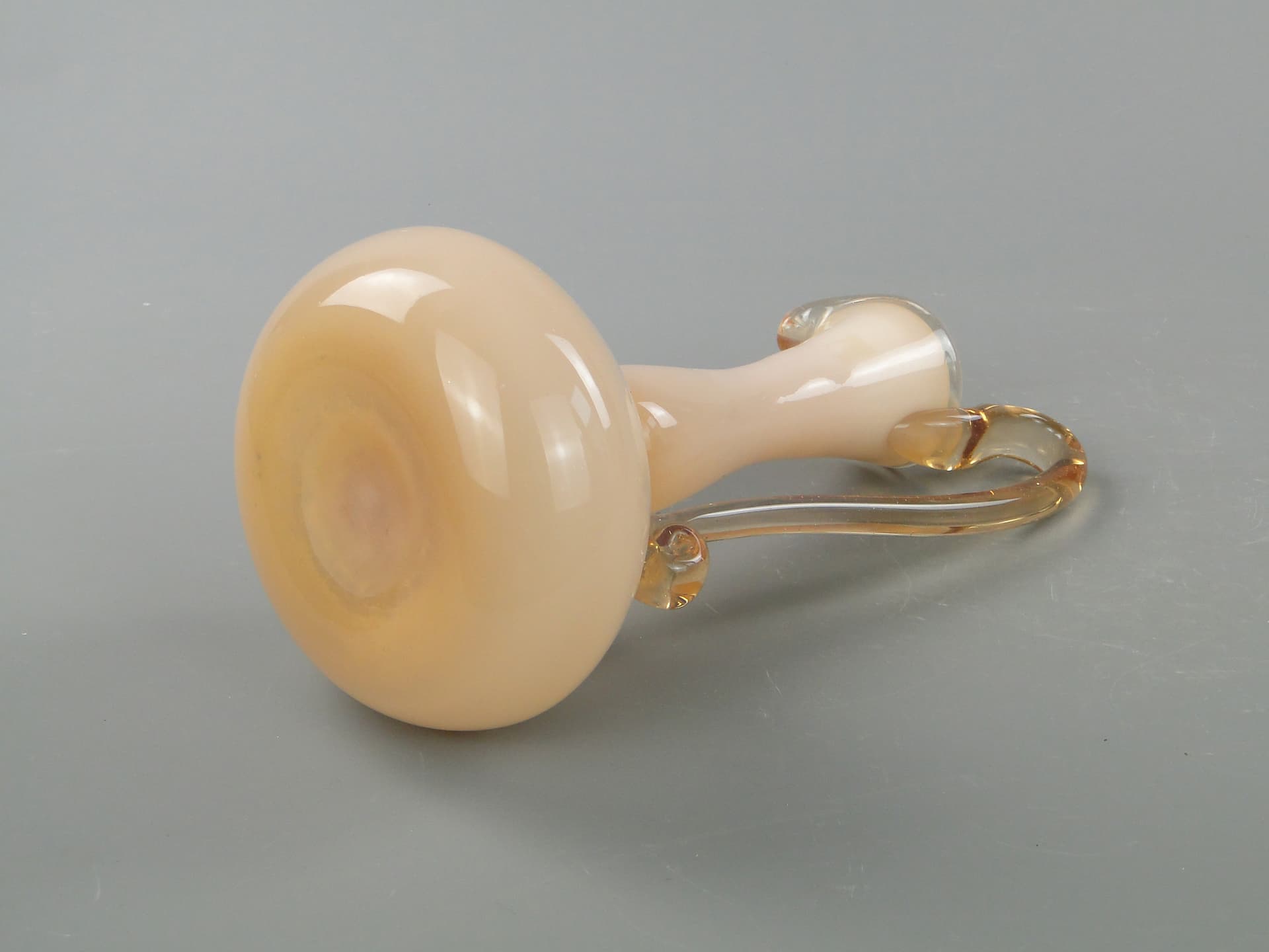 Wazon amfora, szkło Ivory White, proj. J. Słuczan-Orkusz, Polska, lata 70. - 7757