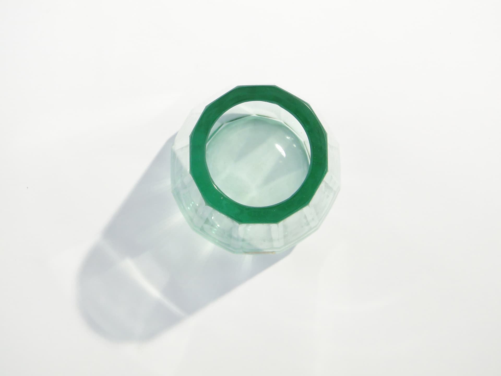 Wazon Viennese Secession, kryształ zielony, proj. J. Hoffmann, Czechy, lata 50. - 7813