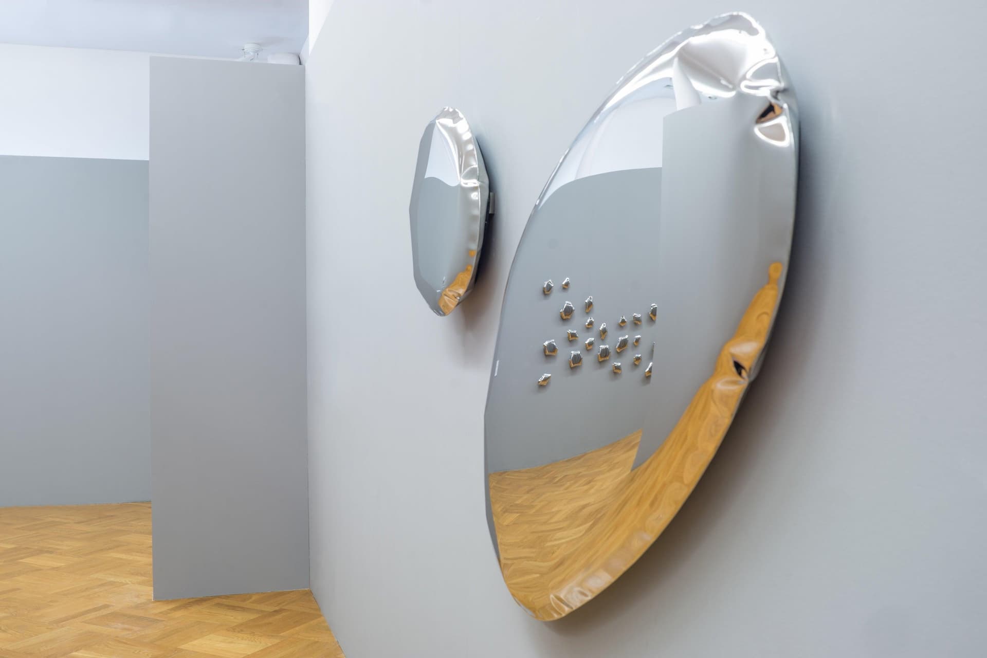 Wall mirror TAFLA O stainless steel silver O5, Zieta Studio - 119533