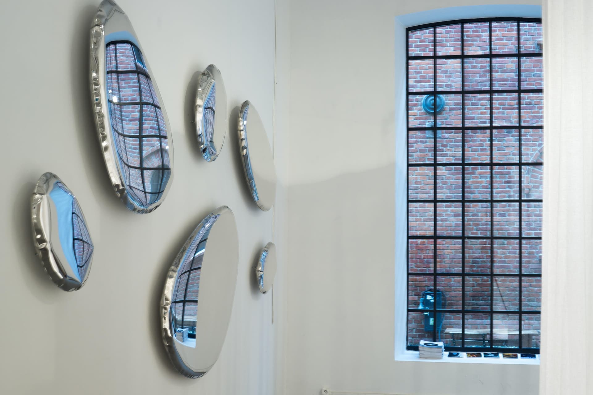 Wall mirror TAFLA O stainless steel silver O5, Zieta Studio - 119524