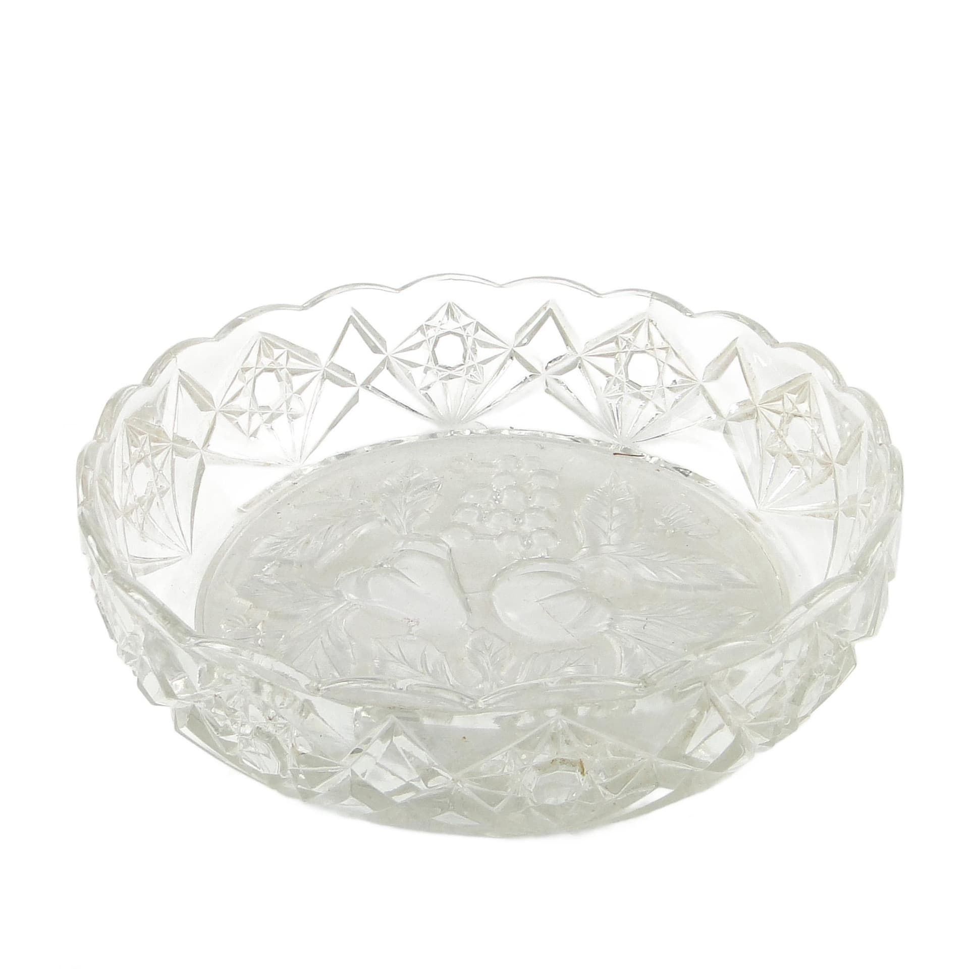 Fruit platter, pressed glass, Ząbkowice, Poland, 1970s.