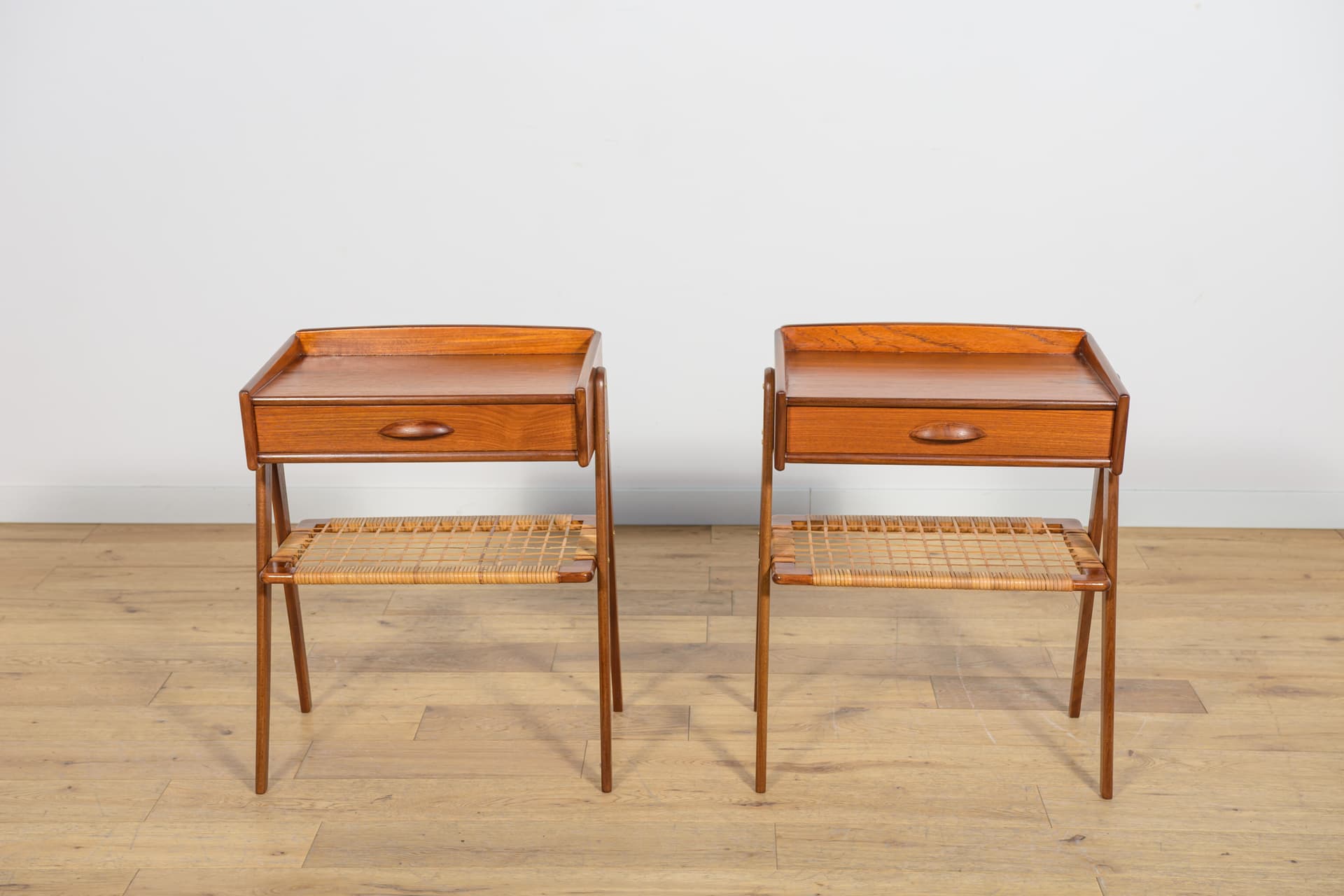 Para stolików nocnych, proj. Soren Rasmussen, Dania, lata 60. - 109674