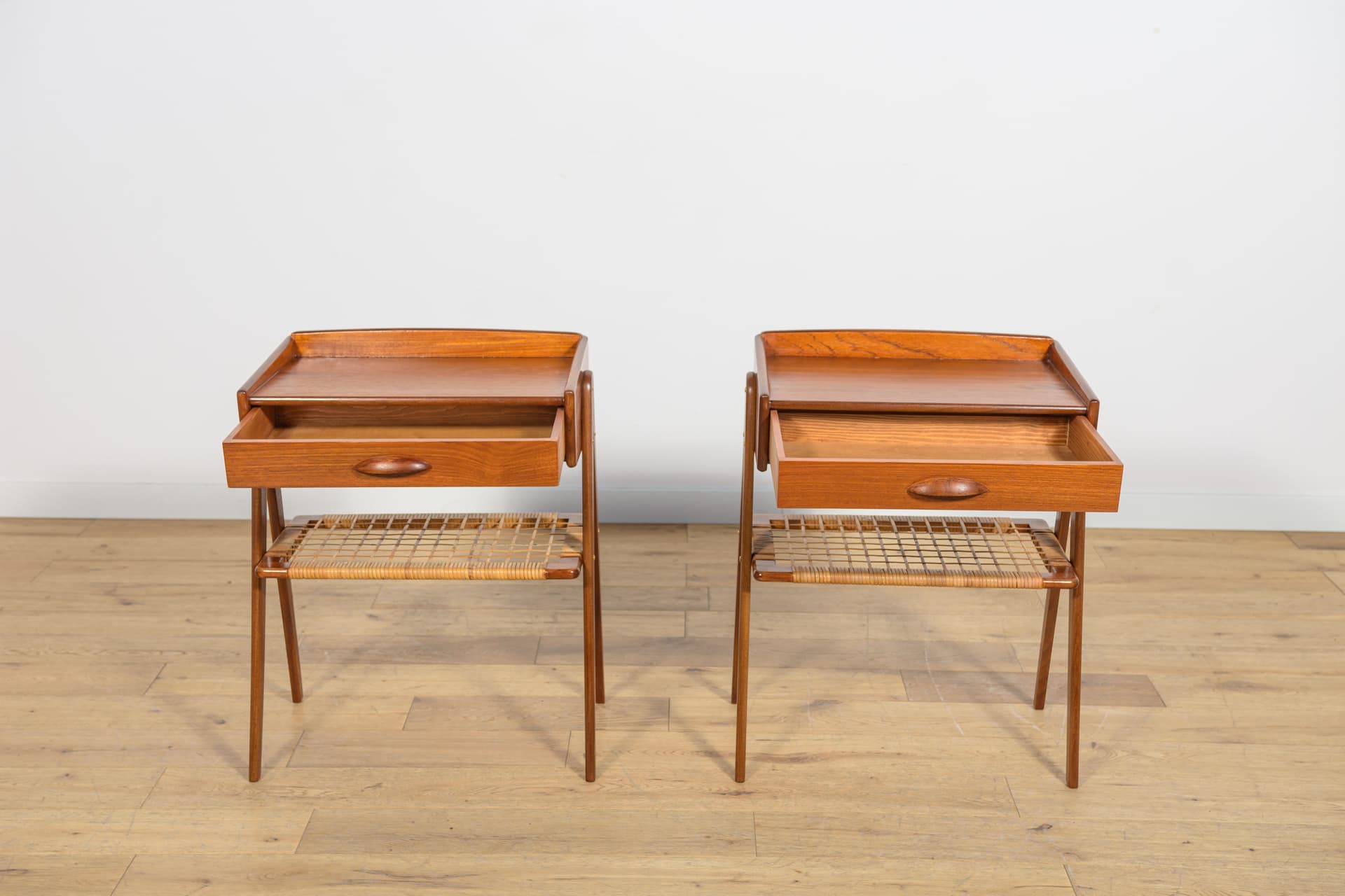 Para stolików nocnych, proj. Soren Rasmussen, Dania, lata 60. - 109678