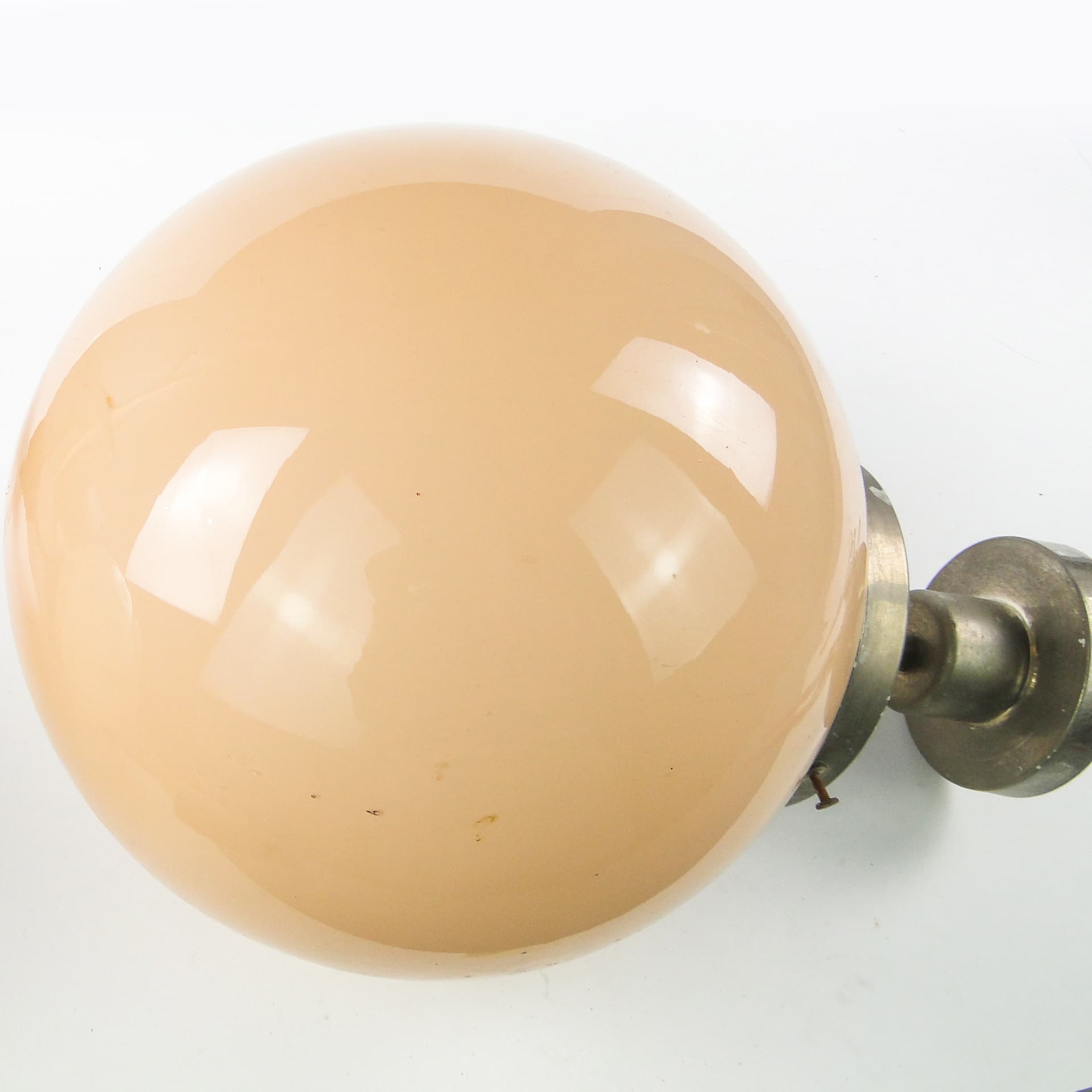 Lampa sufitowa, Art Deco, mosiądz niklowany, szkło beżowe, Austria, lata 30. - 109692