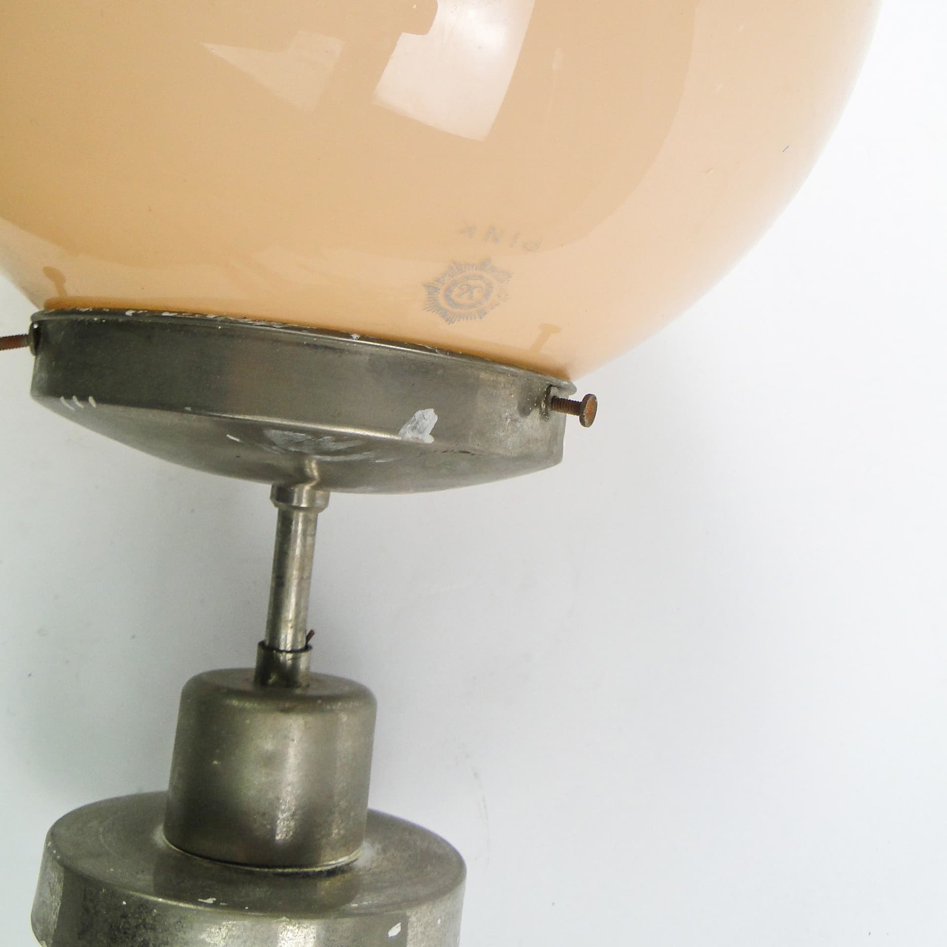 Lampa sufitowa, Art Deco, mosiądz niklowany, szkło beżowe, Austria, lata 30. - 109693