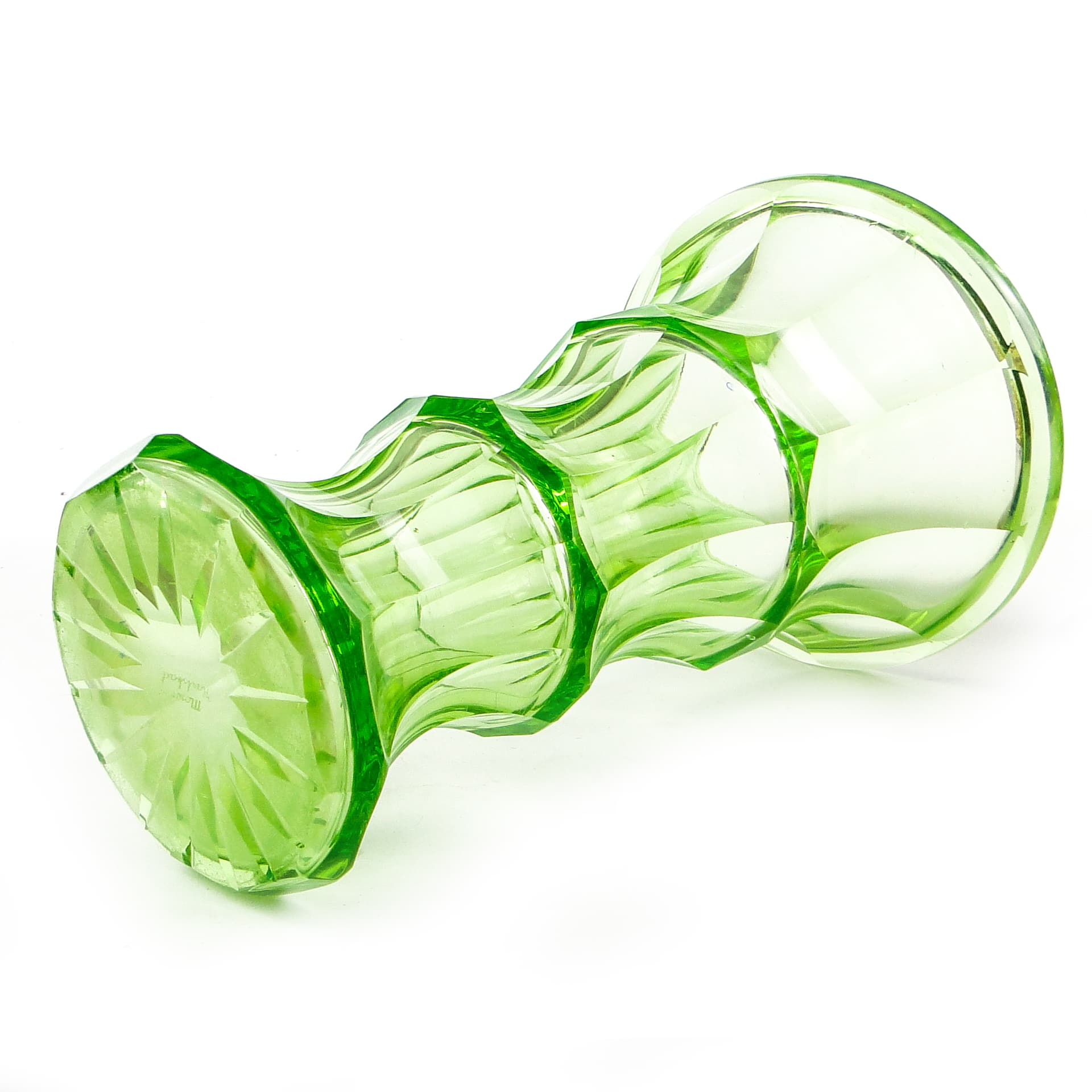 Wazon Art Deco, szkło uranowe, Bohemia, Czechosłowacja, lata 30. - 109995