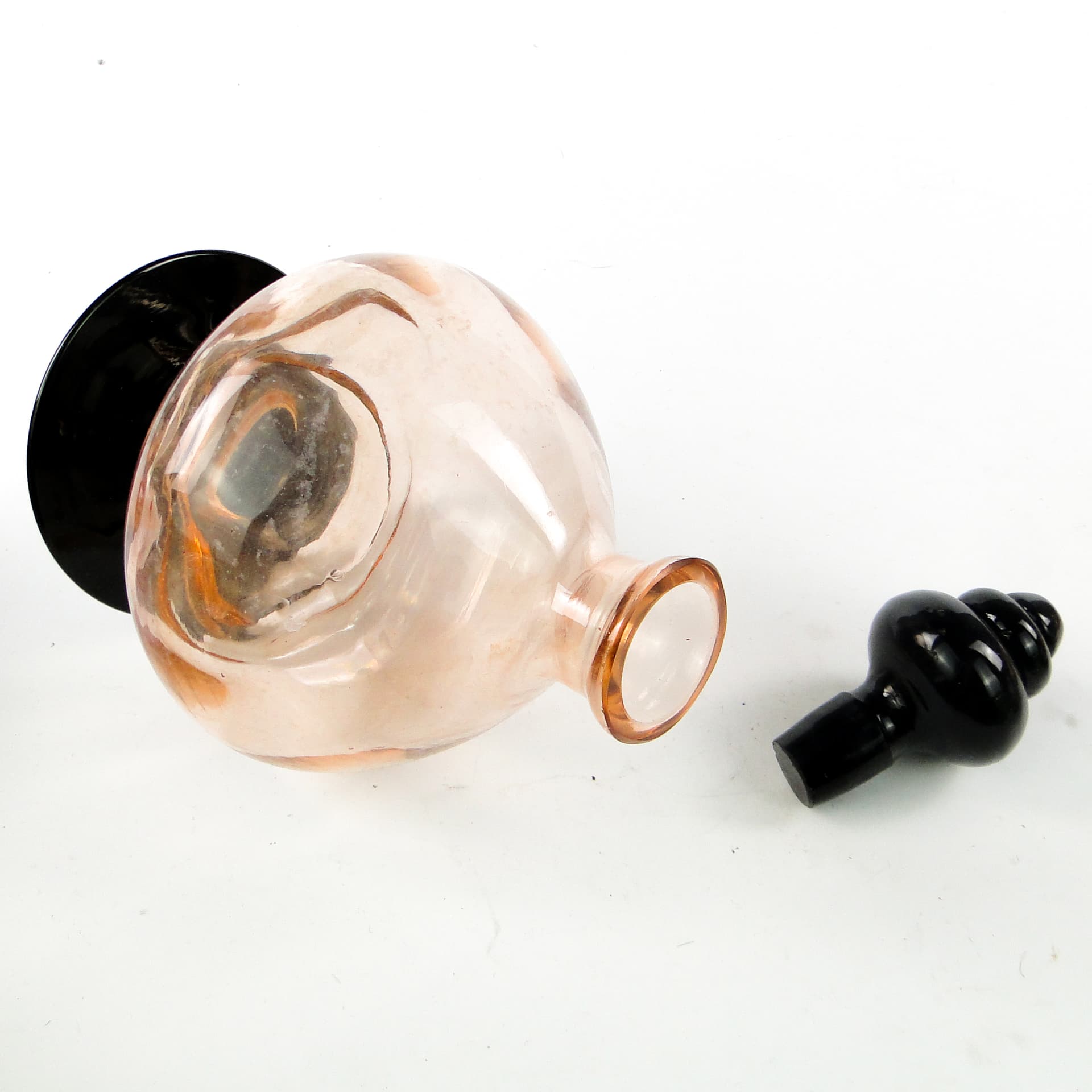 Karafka Art Deco, szkło rozalinowe, szkło hialitowe, Huta Hortensja, Polska, lata 30. - 110138