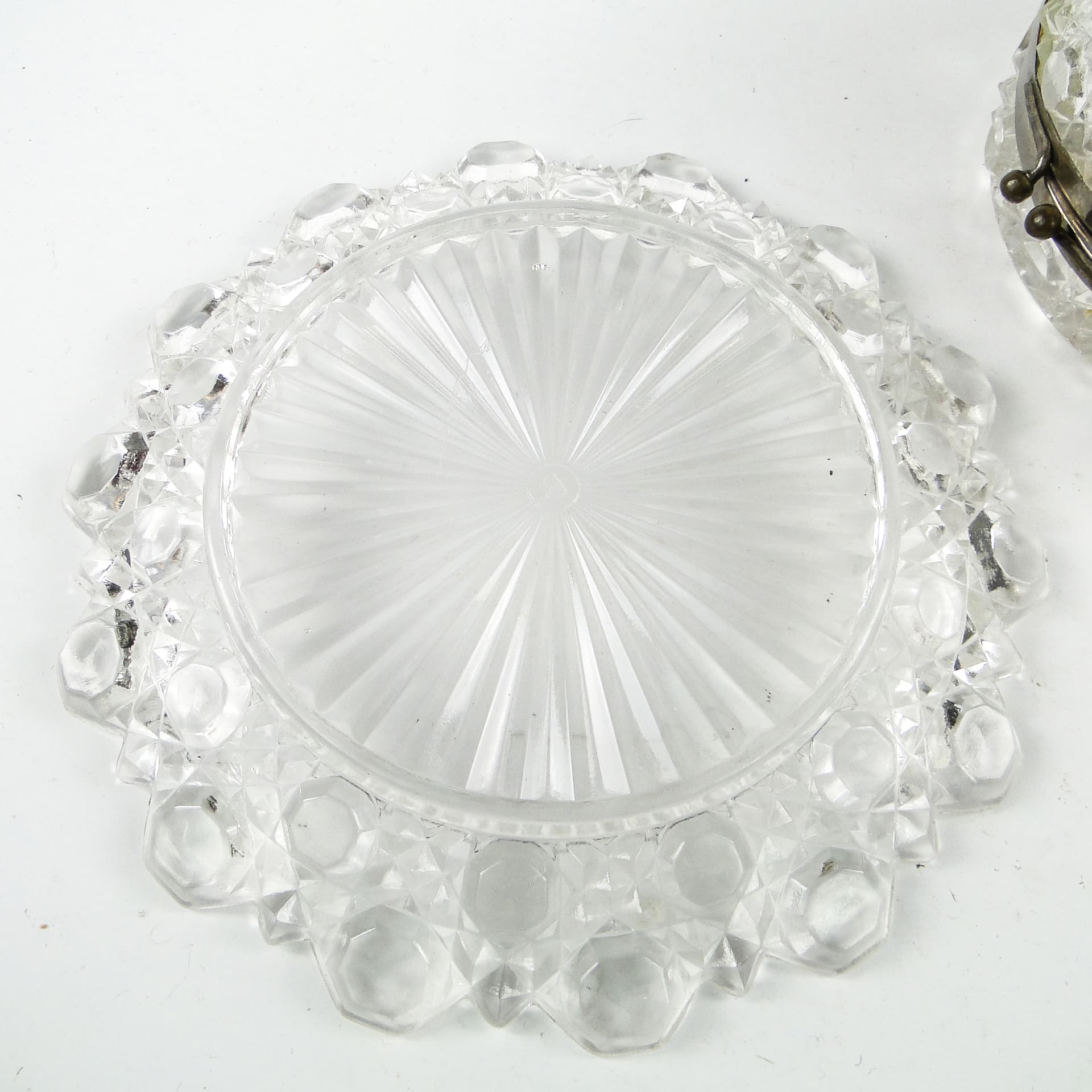 Art Deco bonbonnière, glass, HSG Ząbkowice, Poland, 1930s. - 110348