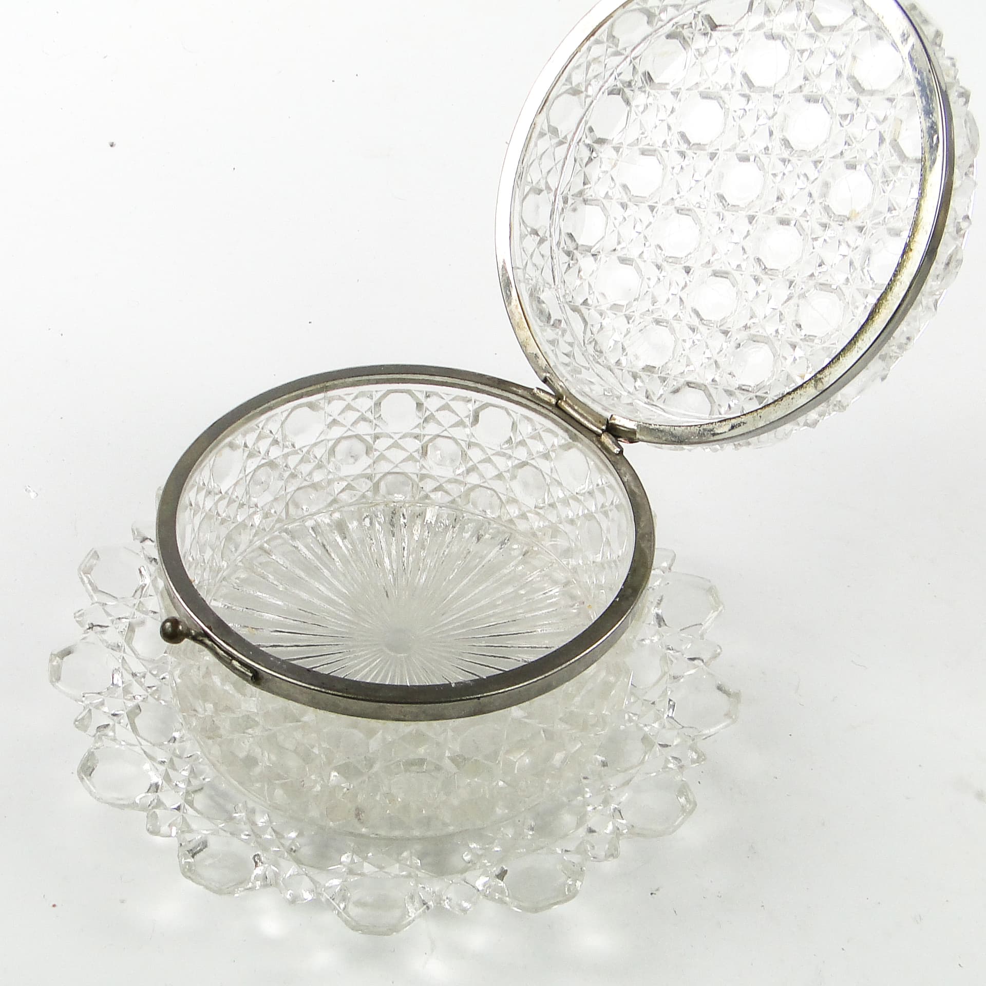 Art Deco bonbonnière, glass, HSG Ząbkowice, Poland, 1930s. - 110345