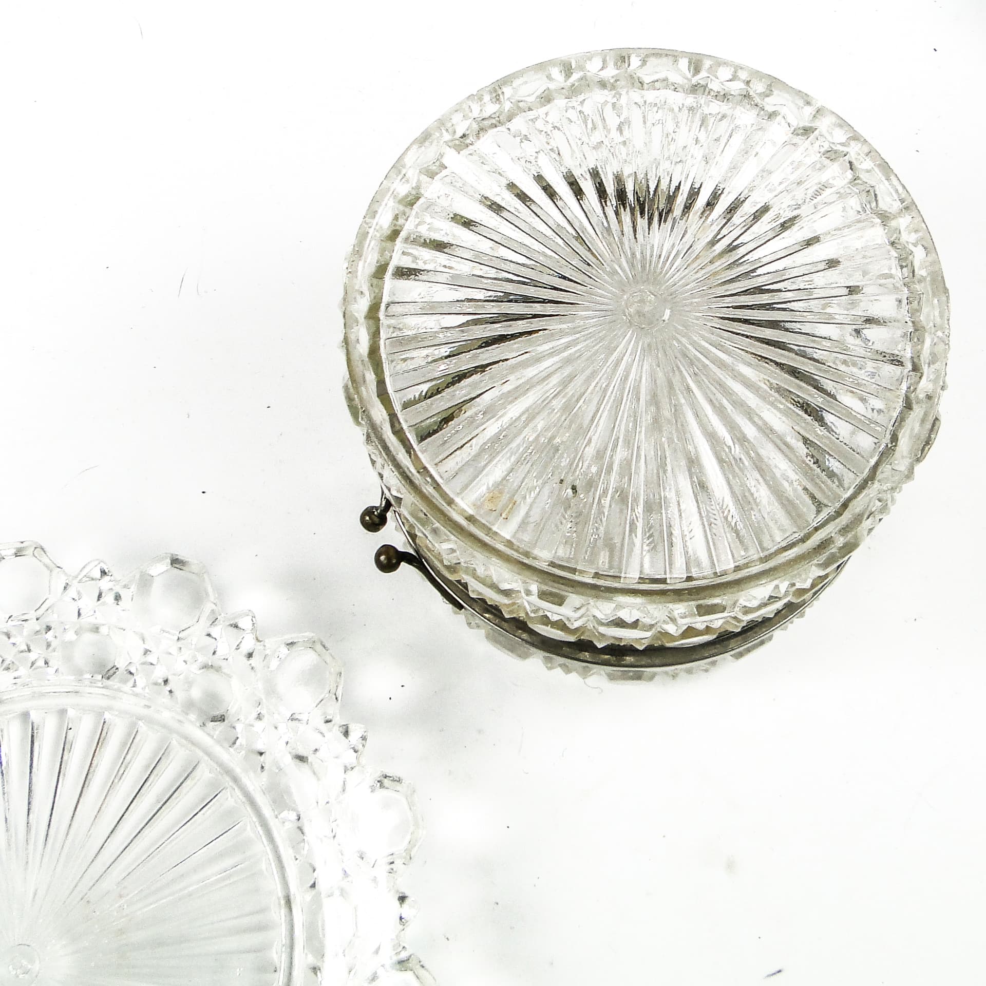 Art Deco bonbonnière, glass, HSG Ząbkowice, Poland, 1930s. - 110351