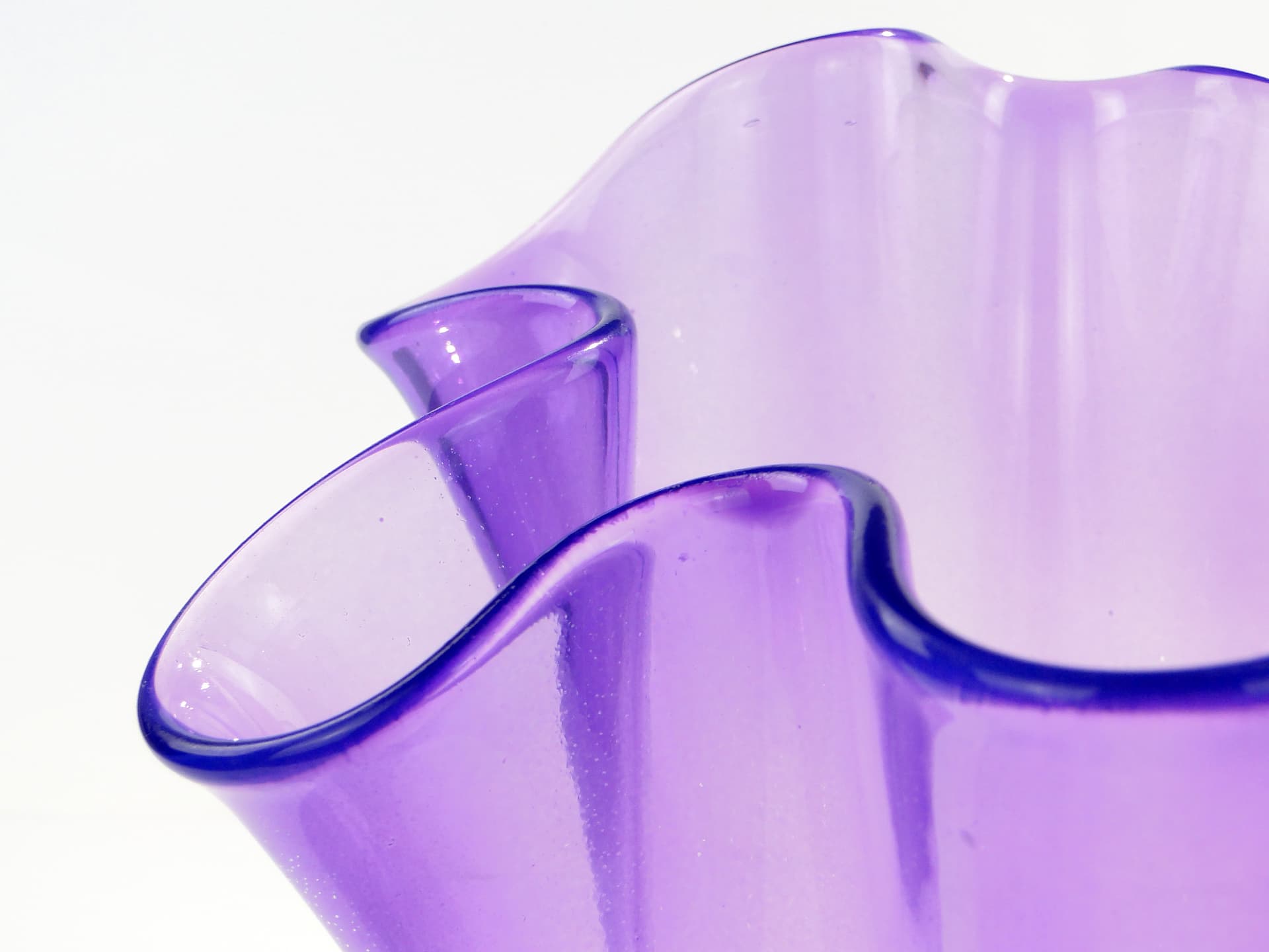 Wazon Chusta, fiolet, szkło, Polska, lata 80. - 7918