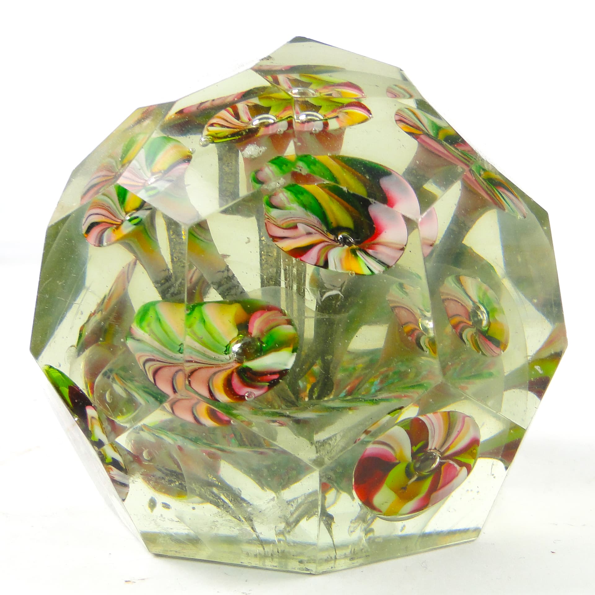 Paperweight, Bohemia, crystal, Czech Republic, 19th c. - 110640