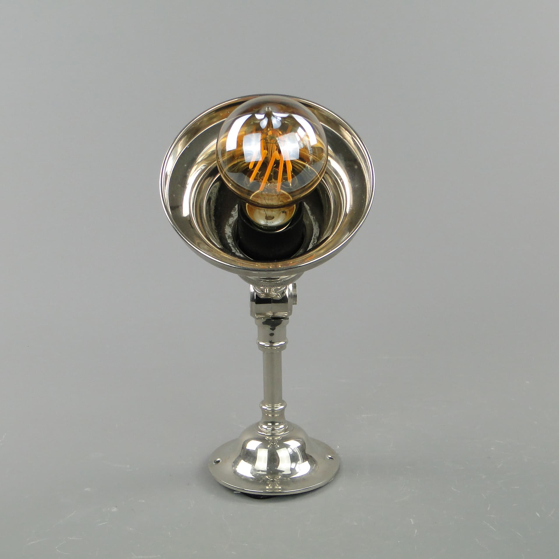 Wall sconce Art Deco, silver, brass, United Kingdom, 1930s. - 7989