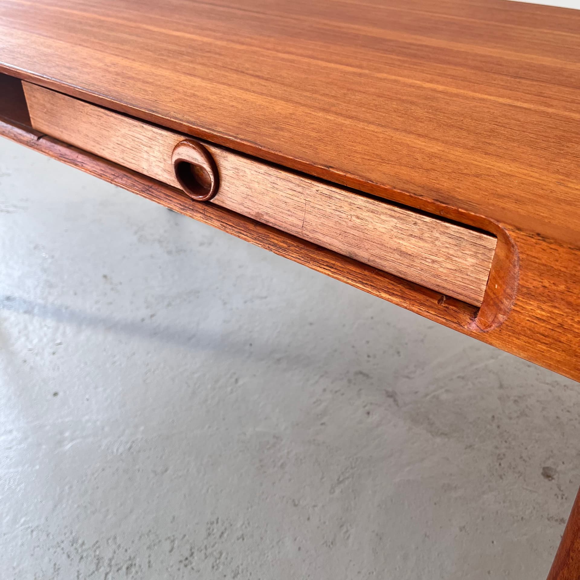 Tekowy stolik kawowy proj. Karla Edvarda Korsetha lata 60, Norwegia - 111208