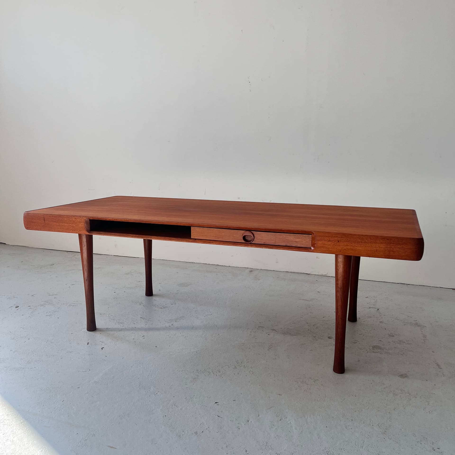 Tekowy stolik kawowy proj. Karla Edvarda Korsetha lata 60, Norwegia - 111207