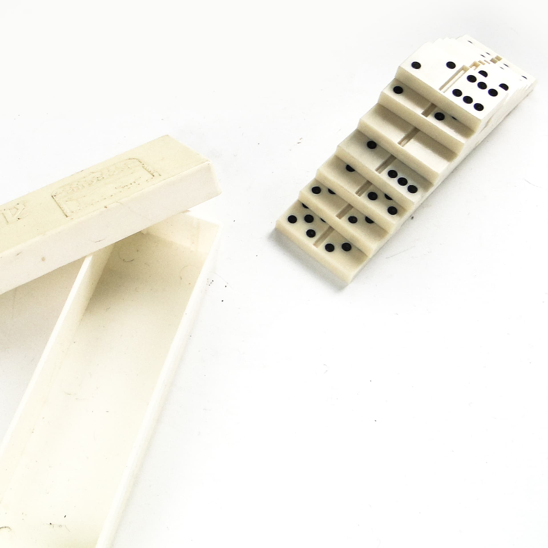 Domino, minimalizm, plastik, ZSRR, lata 70. - 111354