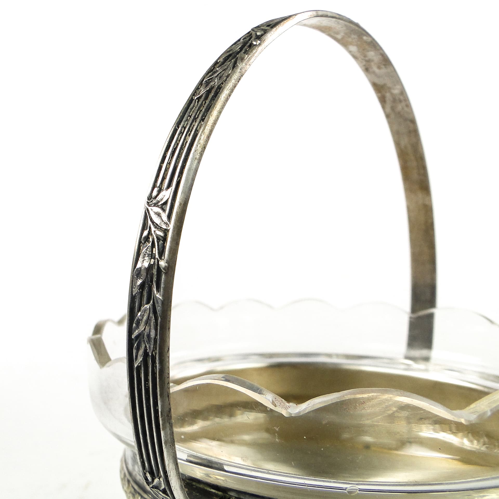 Cukiernica koszyczkowa Eklektyzm, mosiądz srebrzony, kryształ, Polska, lata 30. - 111383