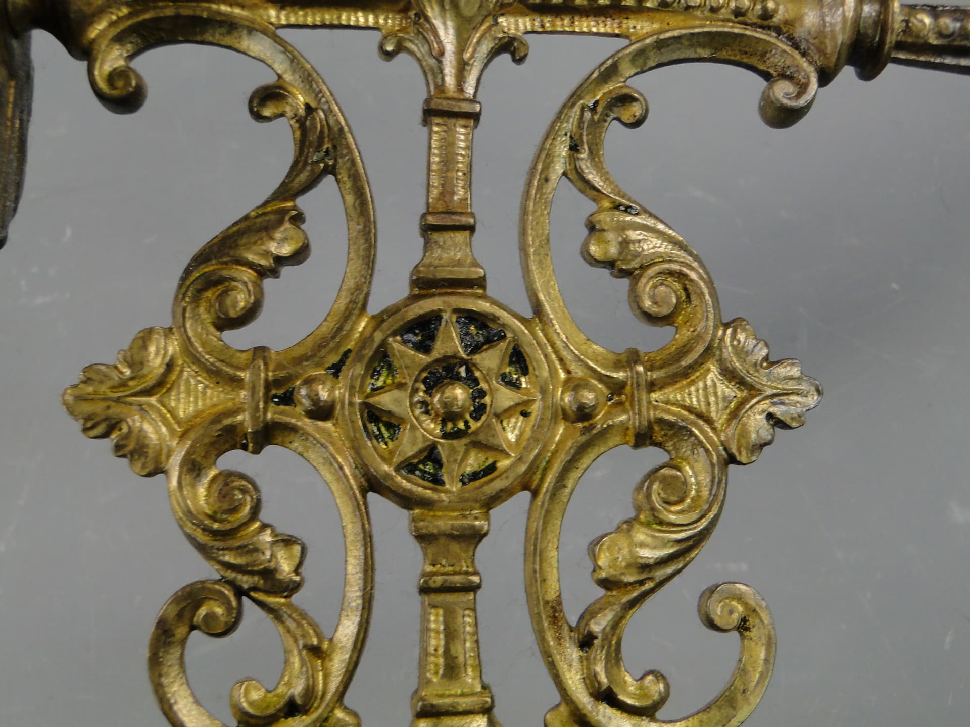 Para kinkietów, złoty, mosiądz, Francja, początek XX w. - 8078