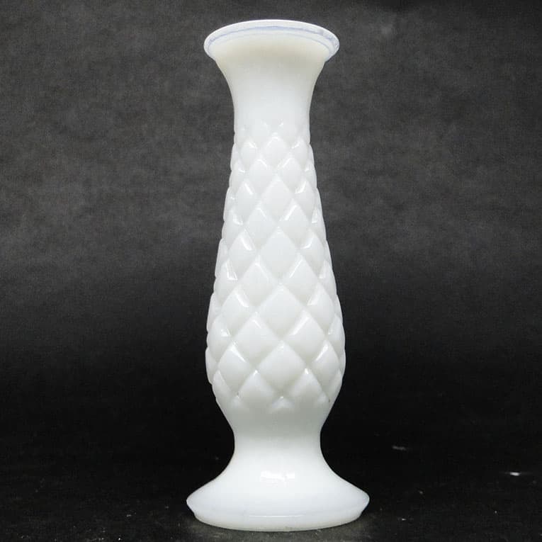 Latticino mid-century modern vase, white glass, Ząbkowice, Poland, 1970s. - 112297