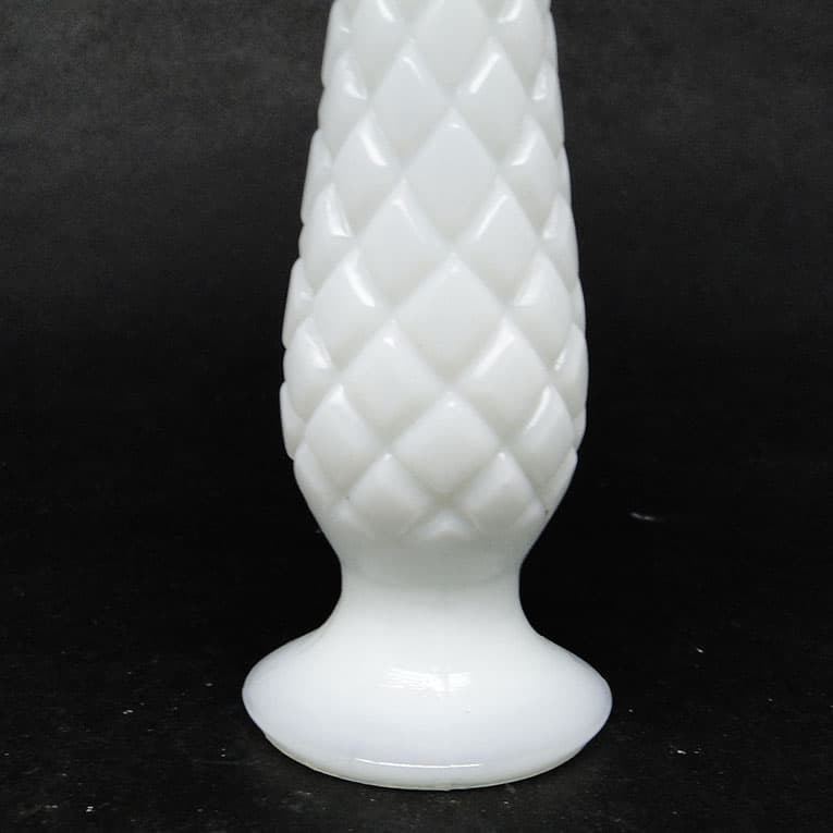 Latticino mid-century modern vase, white glass, Ząbkowice, Poland, 1970s. - 112298