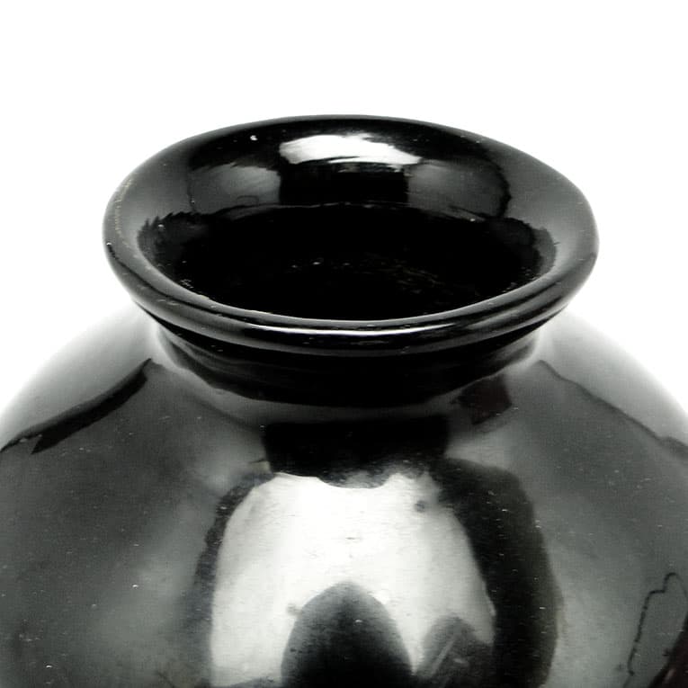 Wazon Minimalizm, lakier czarny, aplikacja z macicy perłowej, Japonia, lata 50. - 112469