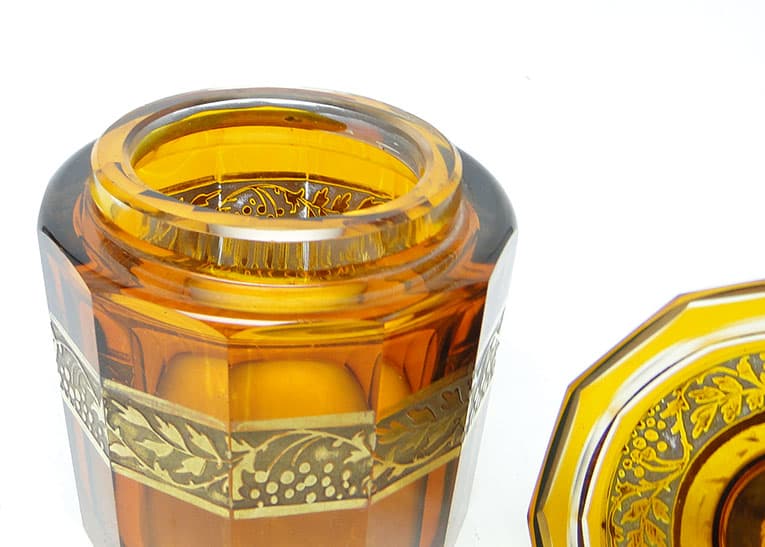 Bomboniera Art Deco, szkło miodowe, oroplastyka, Moser, Bohemia, Czechosłowacja, lata 30. - 112588