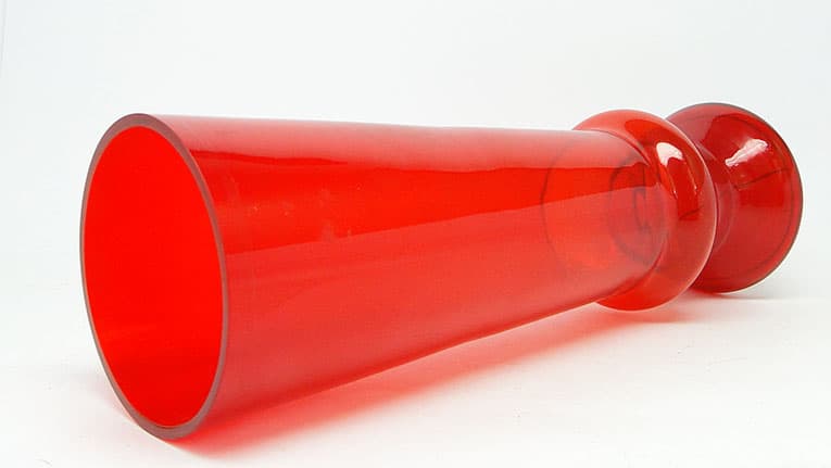 Wazon postmodernistyczny, szkło czerwone, Polska, lata 70. - 112631