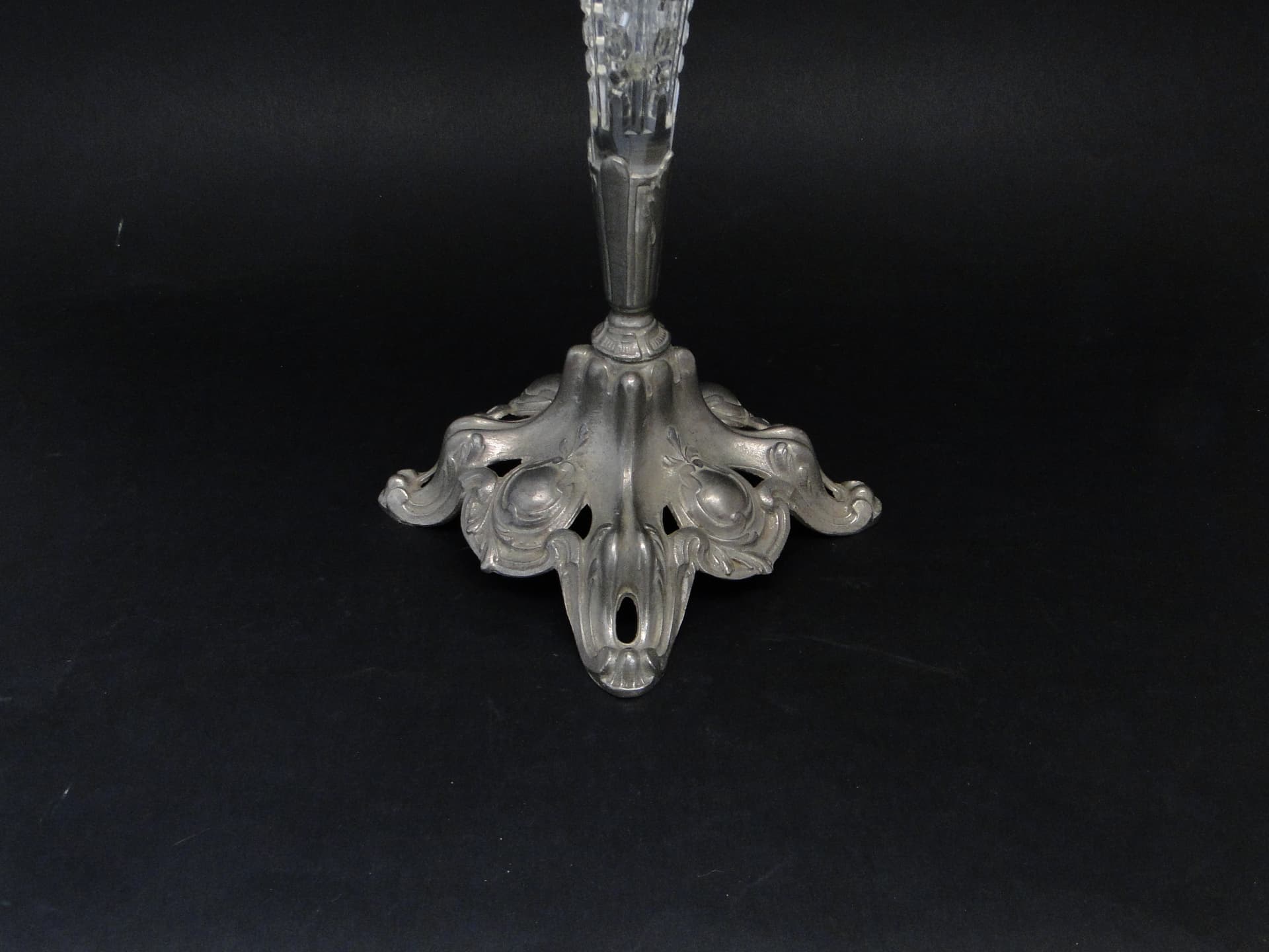 Wazon wiedeński Art Nouveau, szkło prasowane cyna, Francja, początek XX w. - 112802