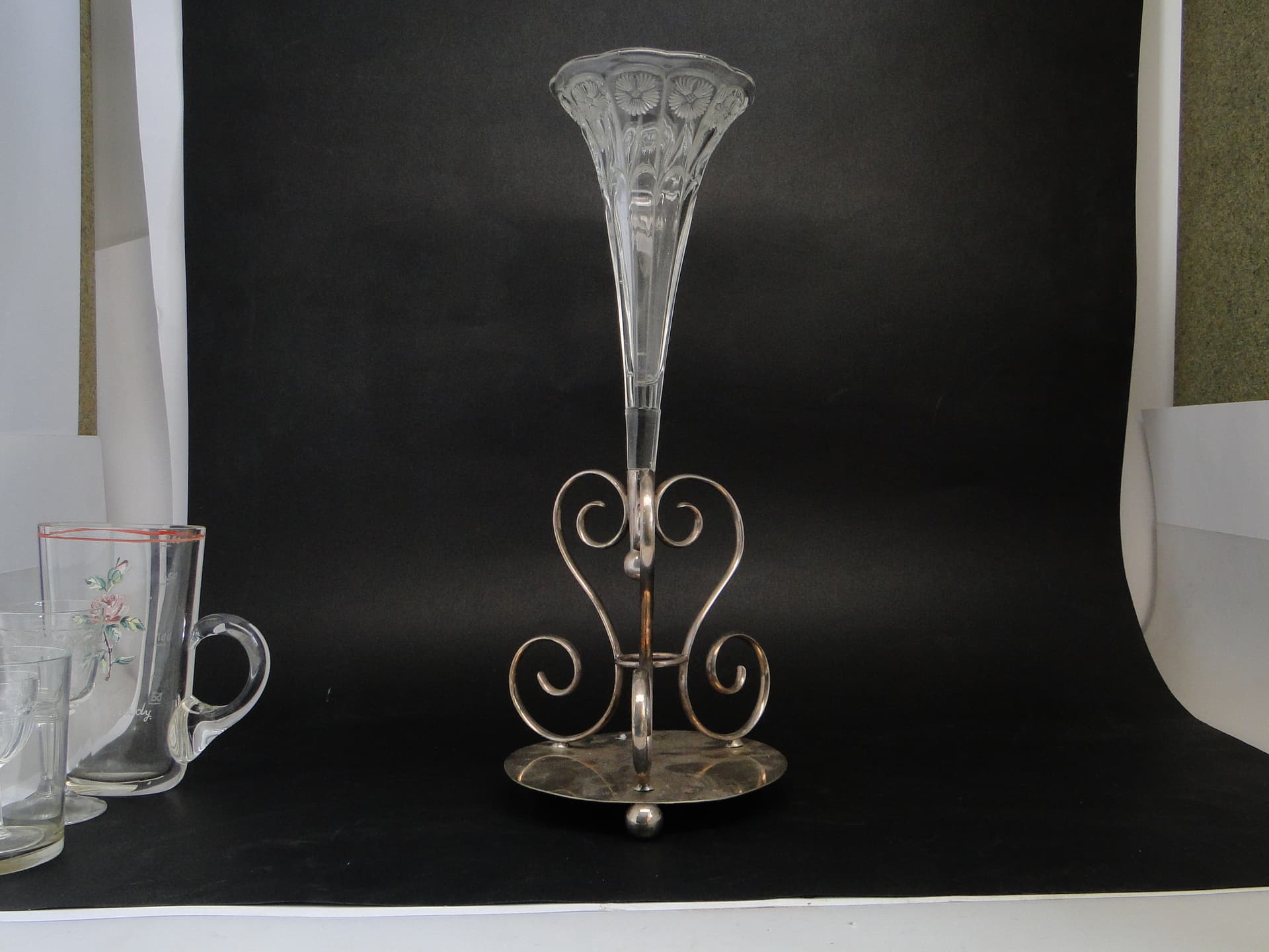 Wazon trumpet, Art Nouveau, szkło prasowane mosiądz srebrzony, Wielka Brytania, początek XX wieku - 112853