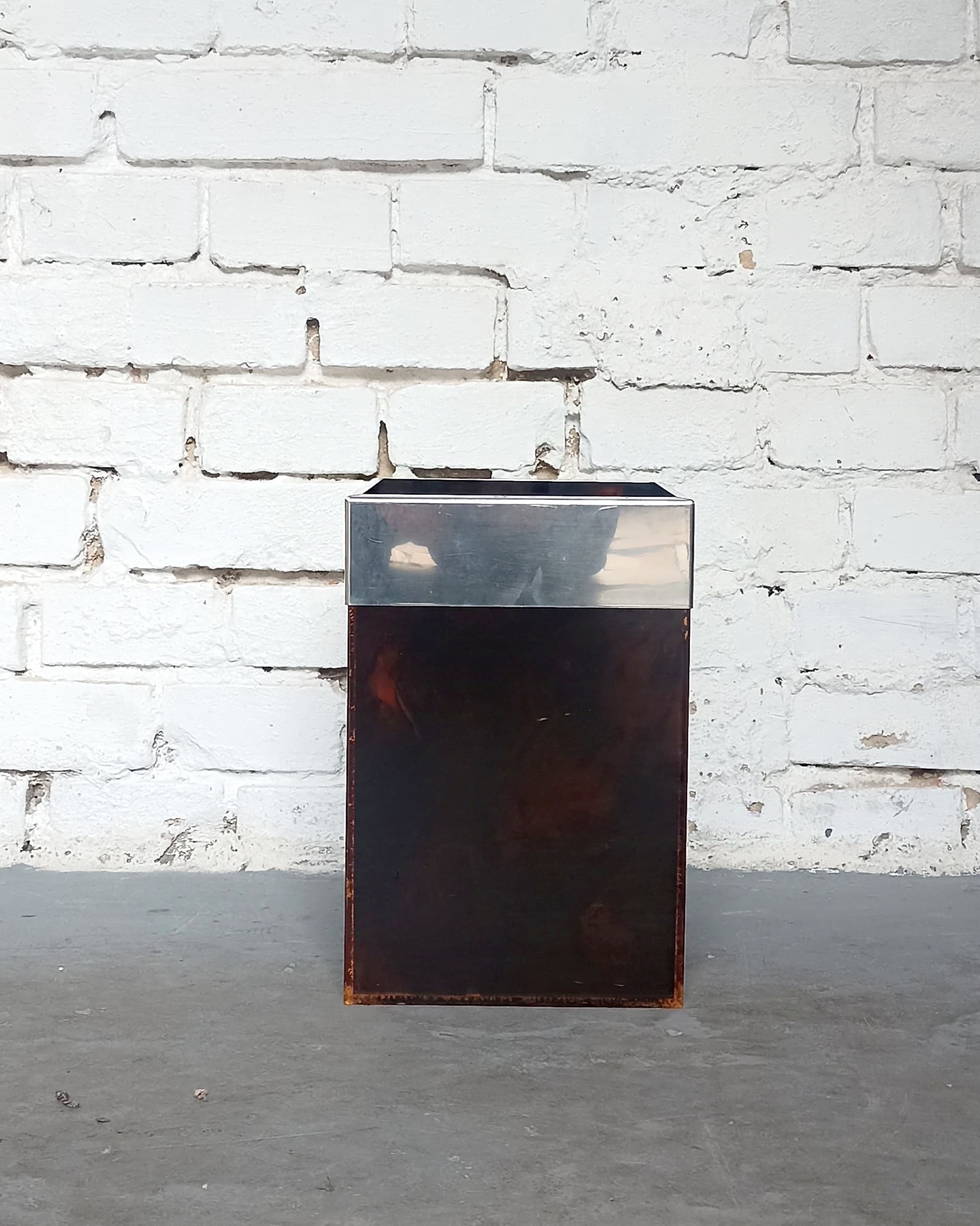 Box, tortoiseshell, brown acrylic, Italy, 1970s. - 112980