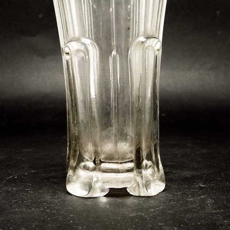 Wazon, mid-century modern, szkło prasowane rozalinowe, Polska, lata 50. - 113249