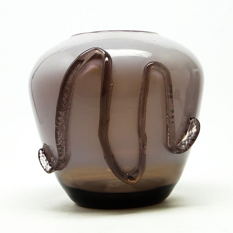 Wazon, polski modernizm, szkło fioletowe, proj. J. Słuczan-Orkusz, Polska, lata 70. - 113433