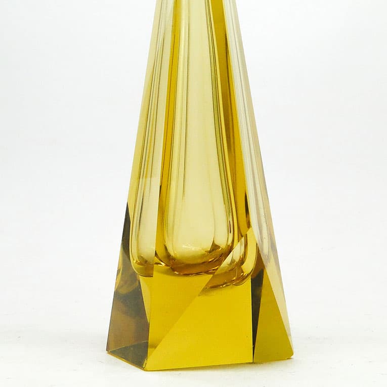 Wazon Art Deco, kryształ żółty, proj. J. Hoffmann, Czechosłowacja, lata 30. - 113658