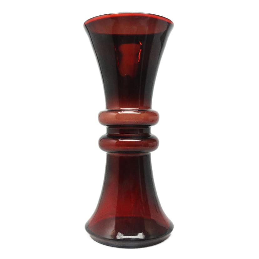 Wazon Modernizm, szkło rubinowo-czerwone, proj. K. Krawczyk, HSG Tarnowiec, Polska, lata 70.