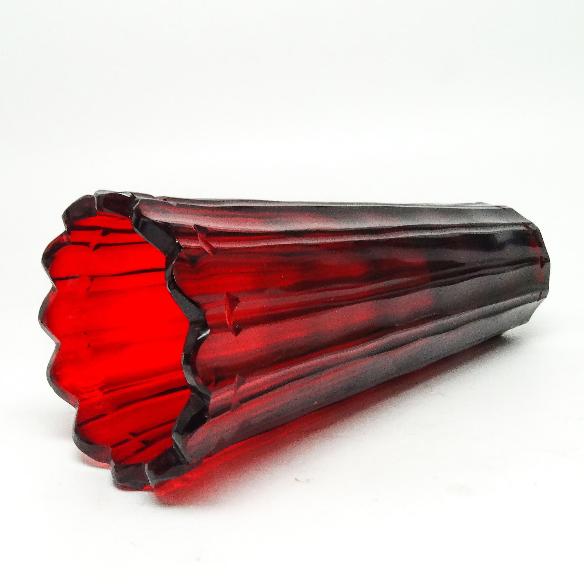 Wazon Biedermeier, kryształ rubinowy, Bohemia, Czechy, XIX w. - 114978