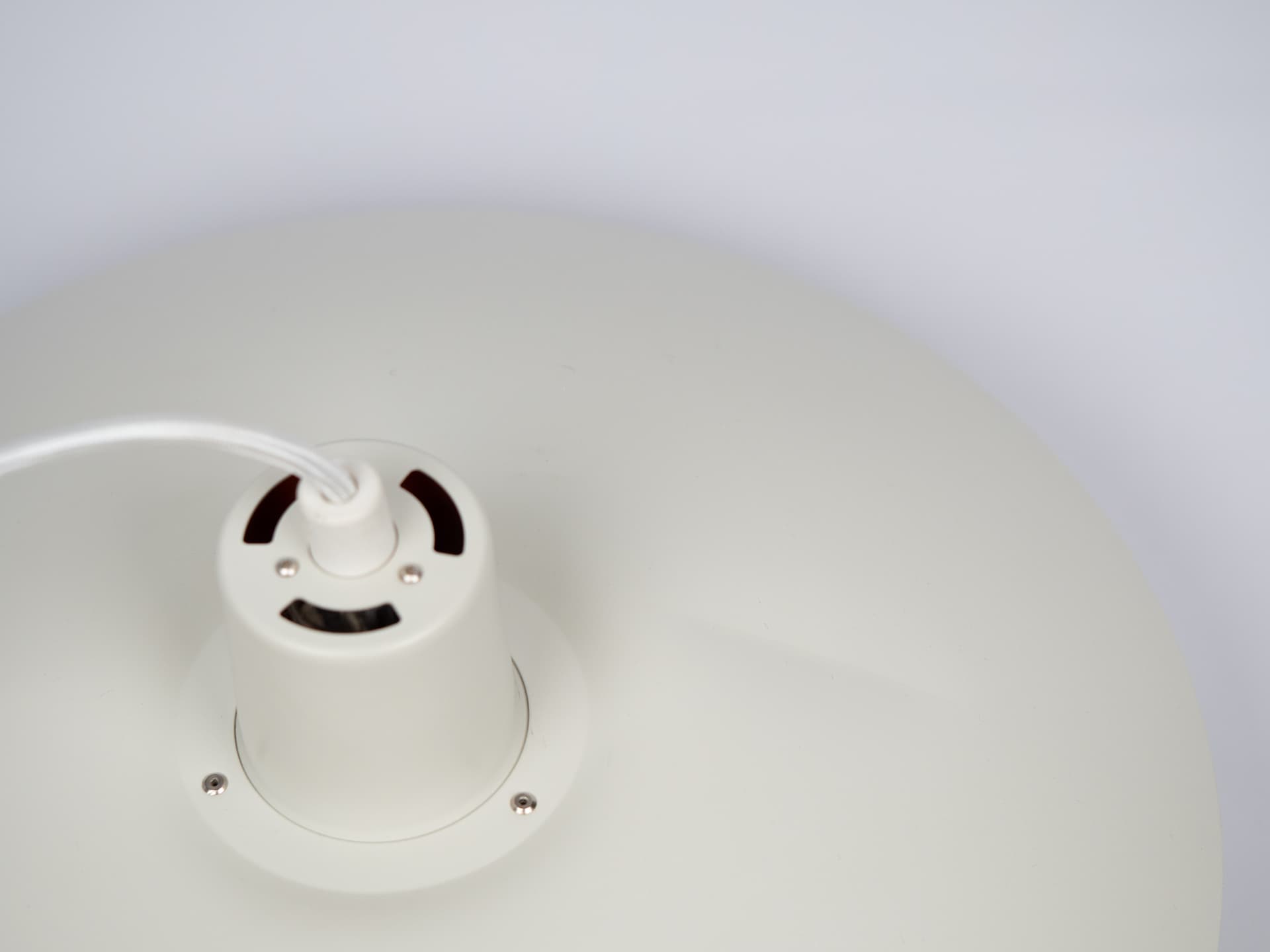 Biała lampa wisząca PH 4/3, proj. P. Henningsen dla Louis Poulsen, Dania, lata 60. - 122833