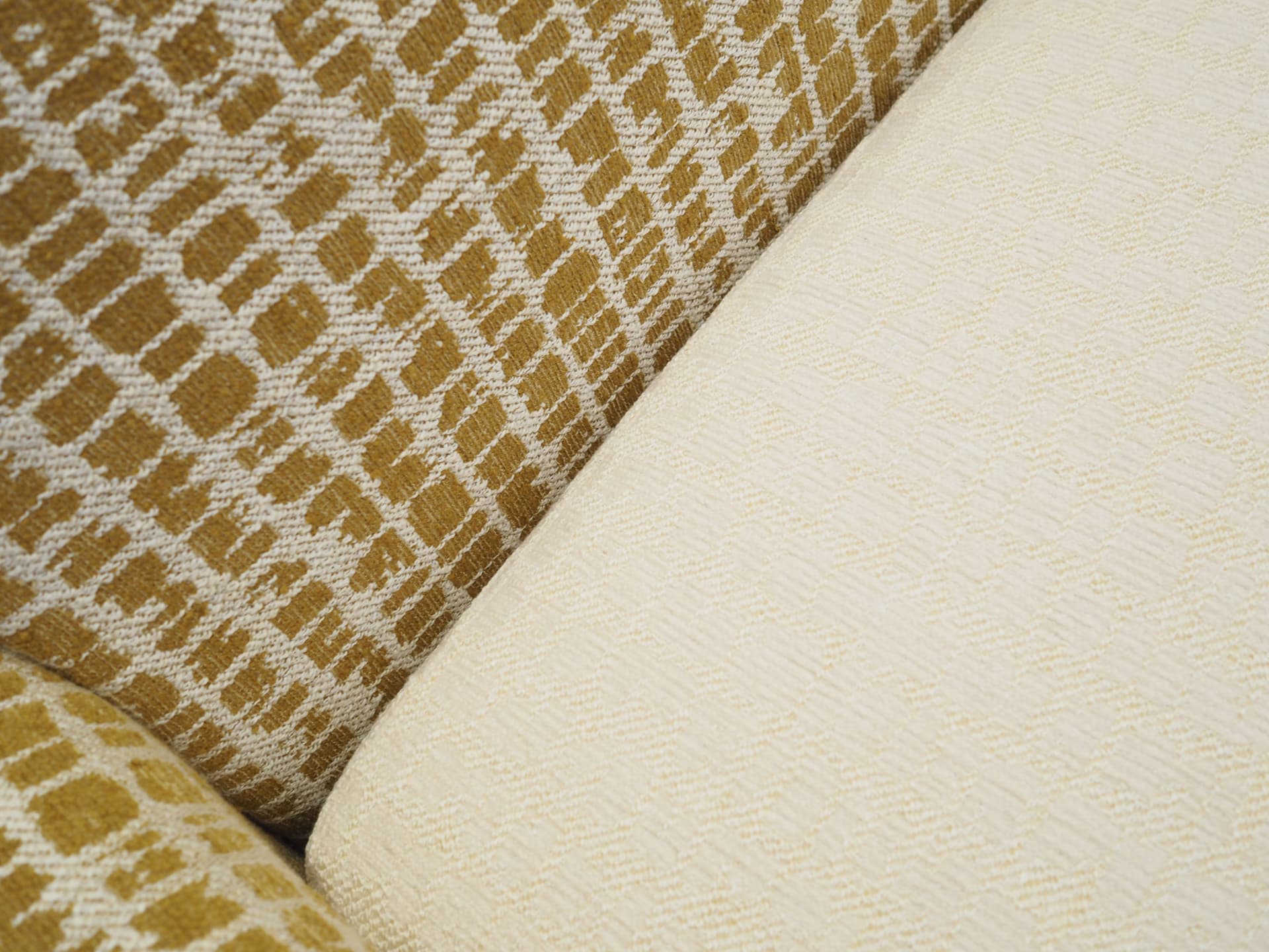 Sofa trzyosobowa, multikolor, tkanina, drewno, Dania, lata 70. - 123582